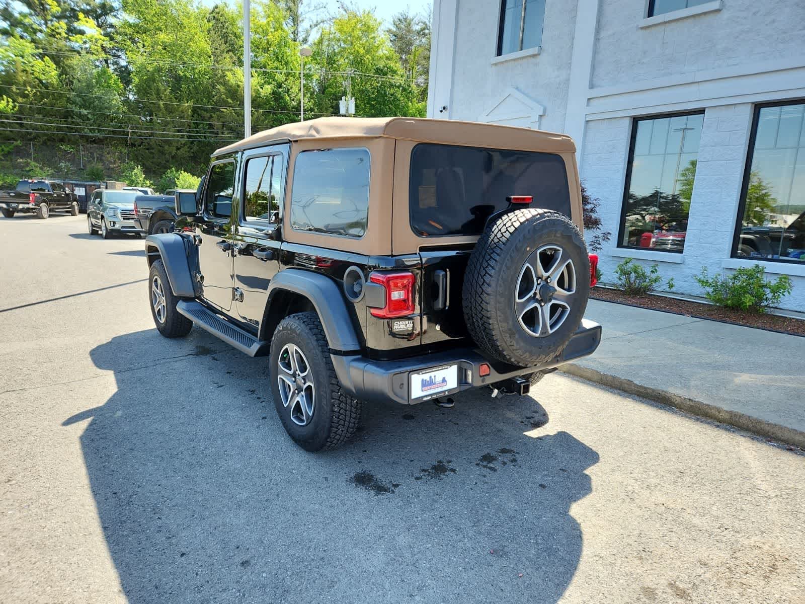 Thumbnail: 2020 Jeep Wrangler - 3