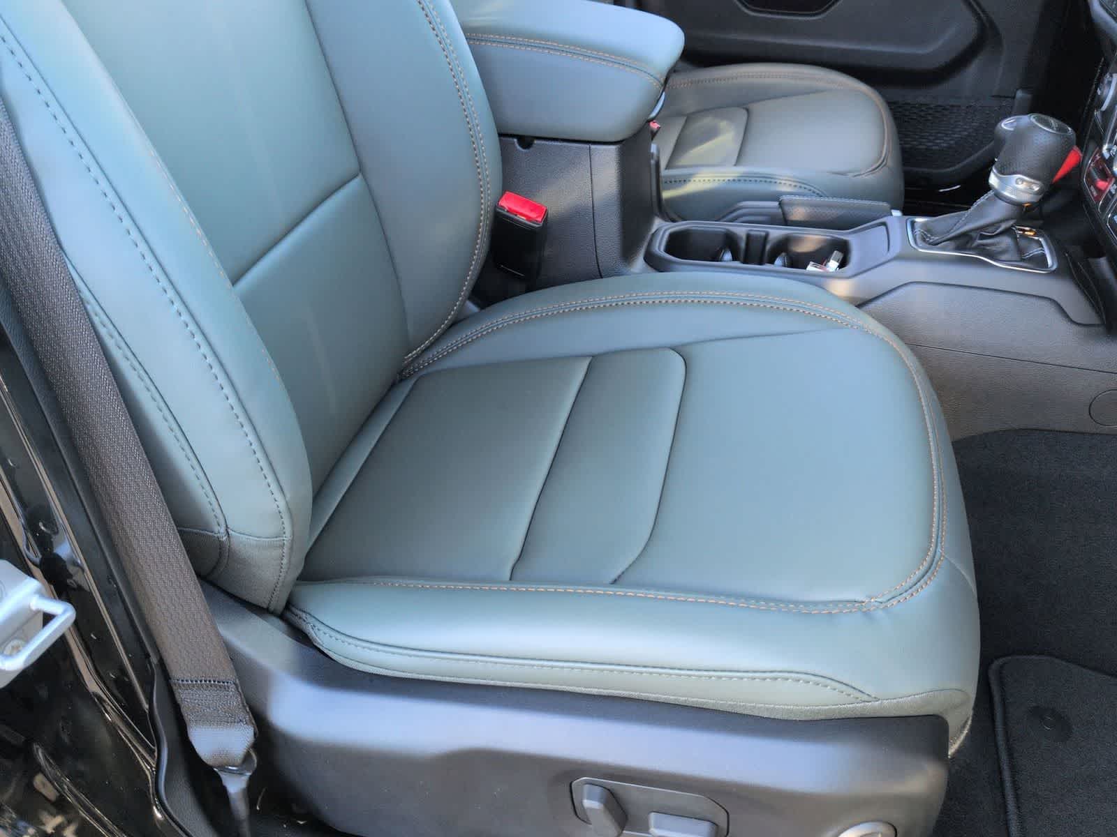 Thumbnail: 2026 Jeep Gladiator - 20