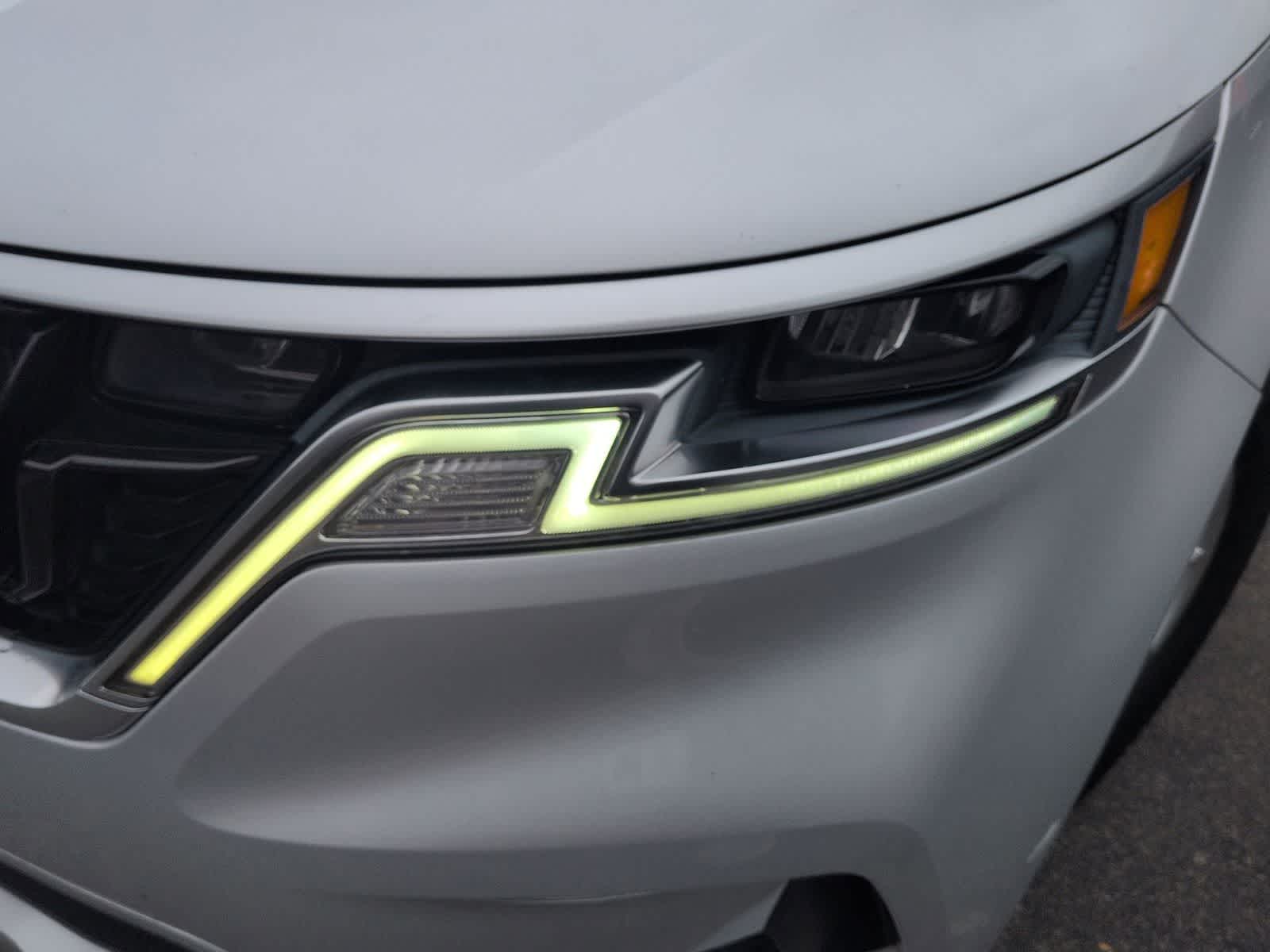 Thumbnail: 2022 Kia Carnival - 11