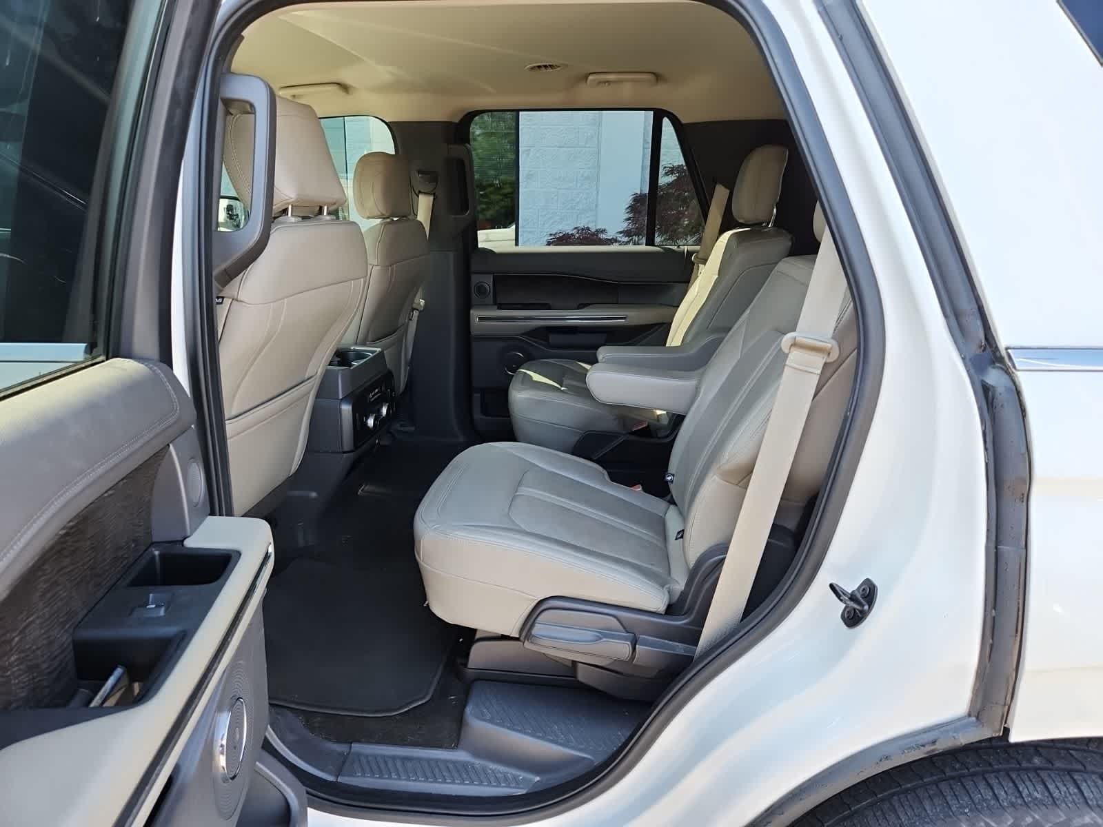 Thumbnail: 2019 Ford Expedition - 27