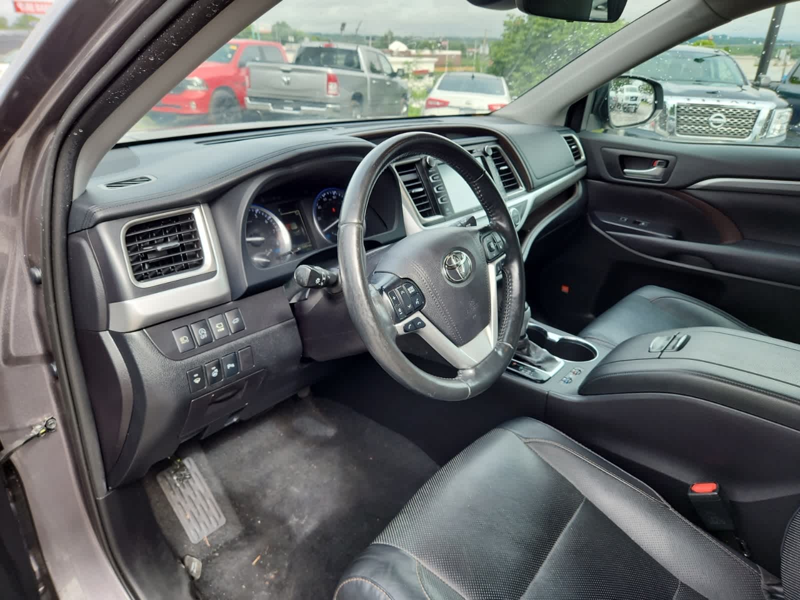 Thumbnail: 2019 Toyota Highlander - 13