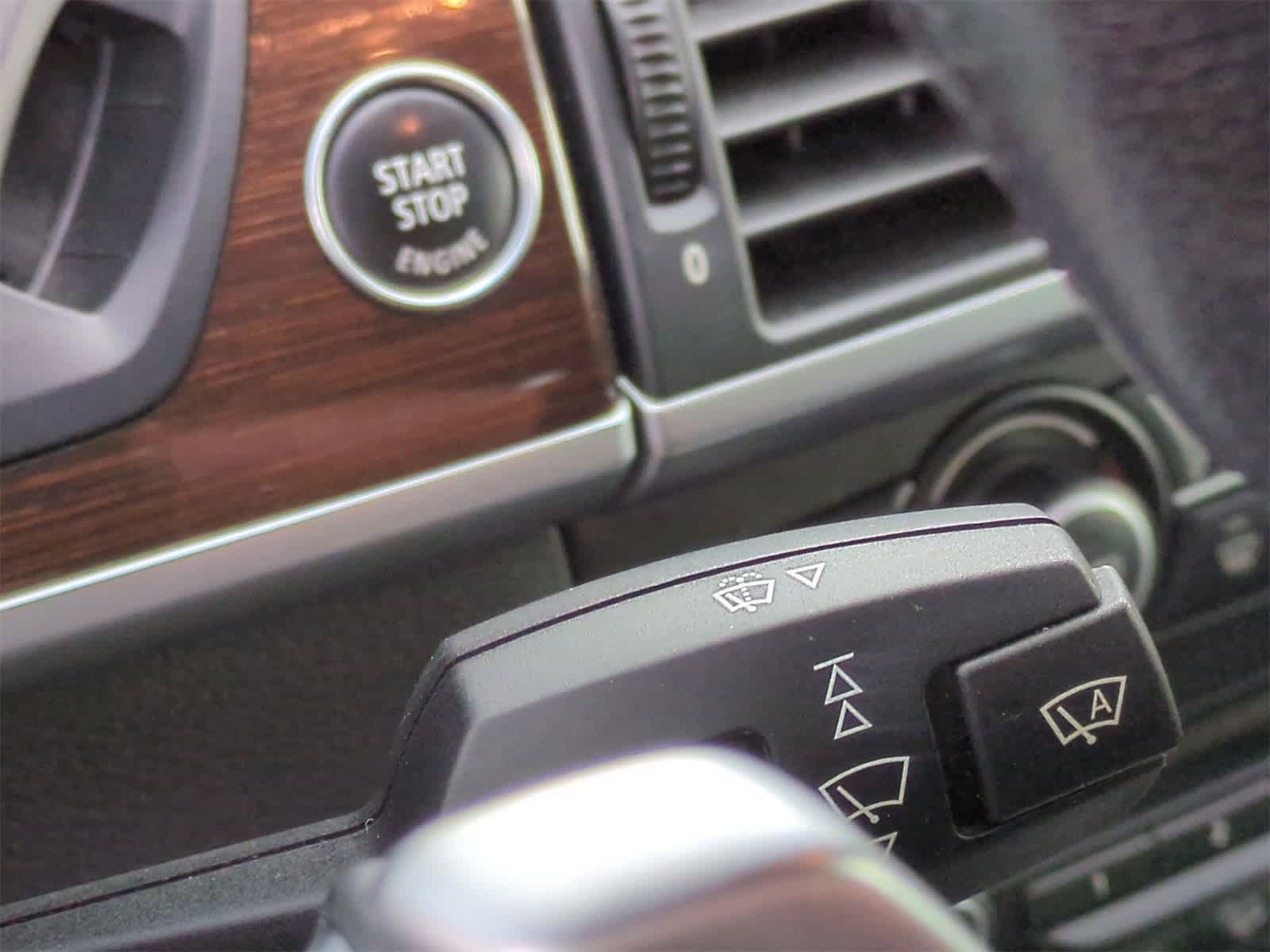Thumbnail: 2009 BMW X6 - 24