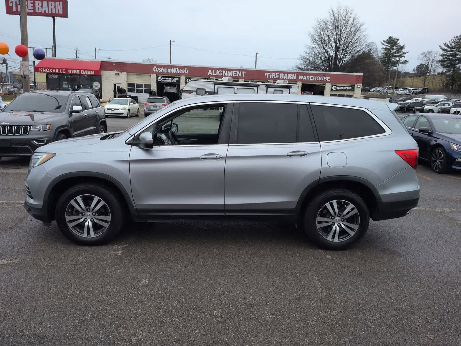 Thumbnail: 2018 Honda Pilot - 5