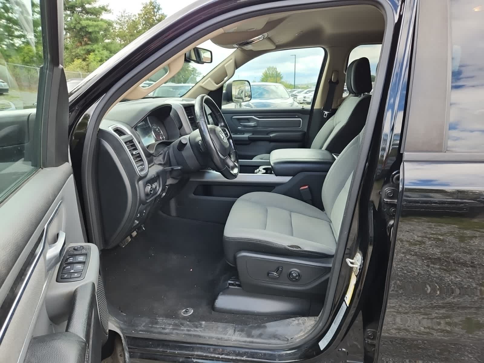 Thumbnail: 2019 RAM 1500 - 15