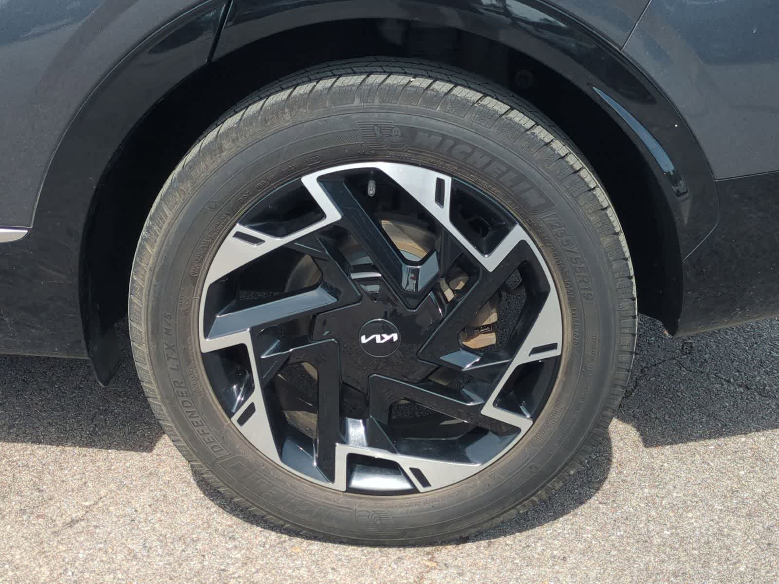 Thumbnail: 2023 Kia Sportage - 13