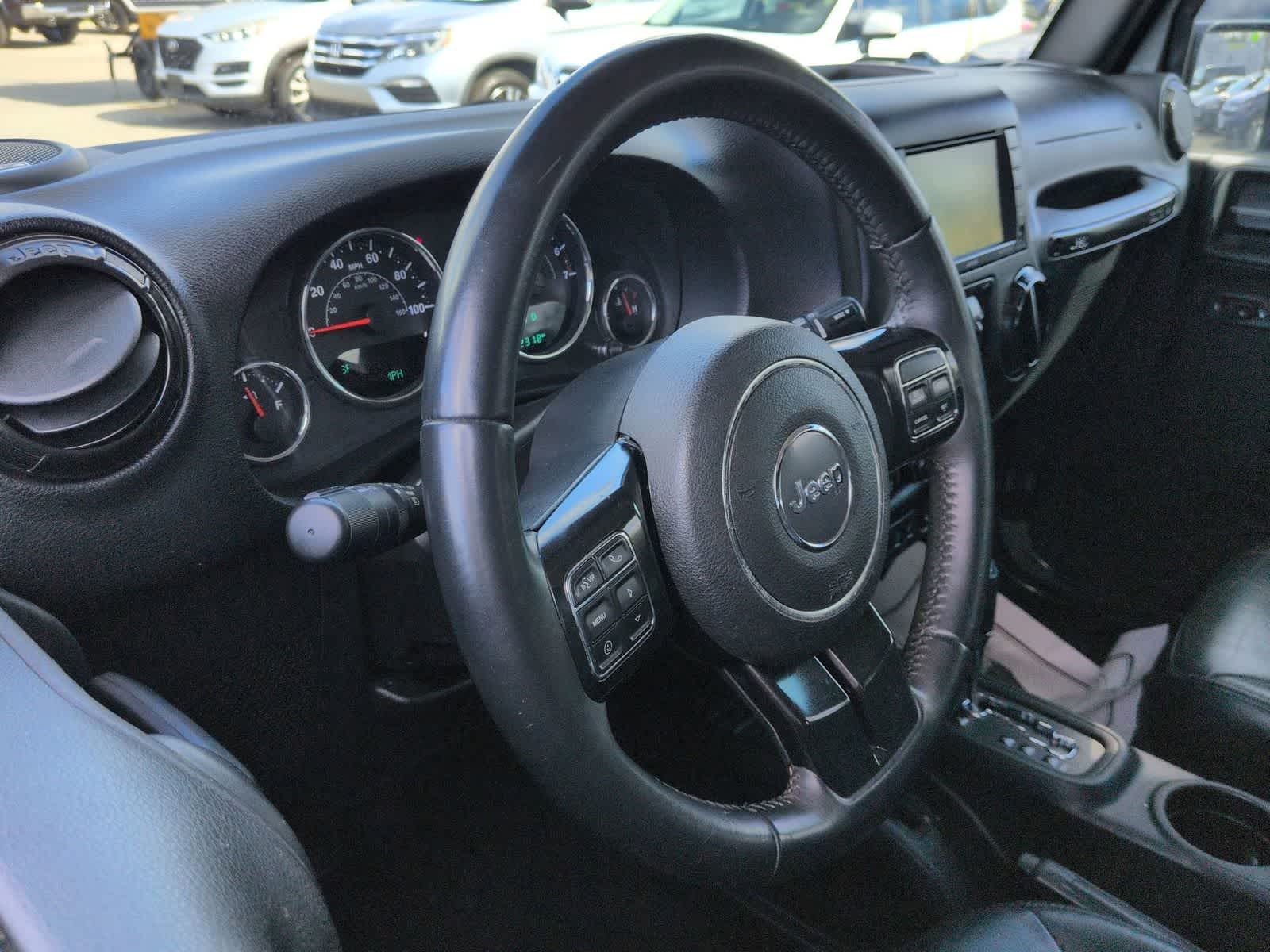 Thumbnail: 2017 Jeep Wrangler - 10