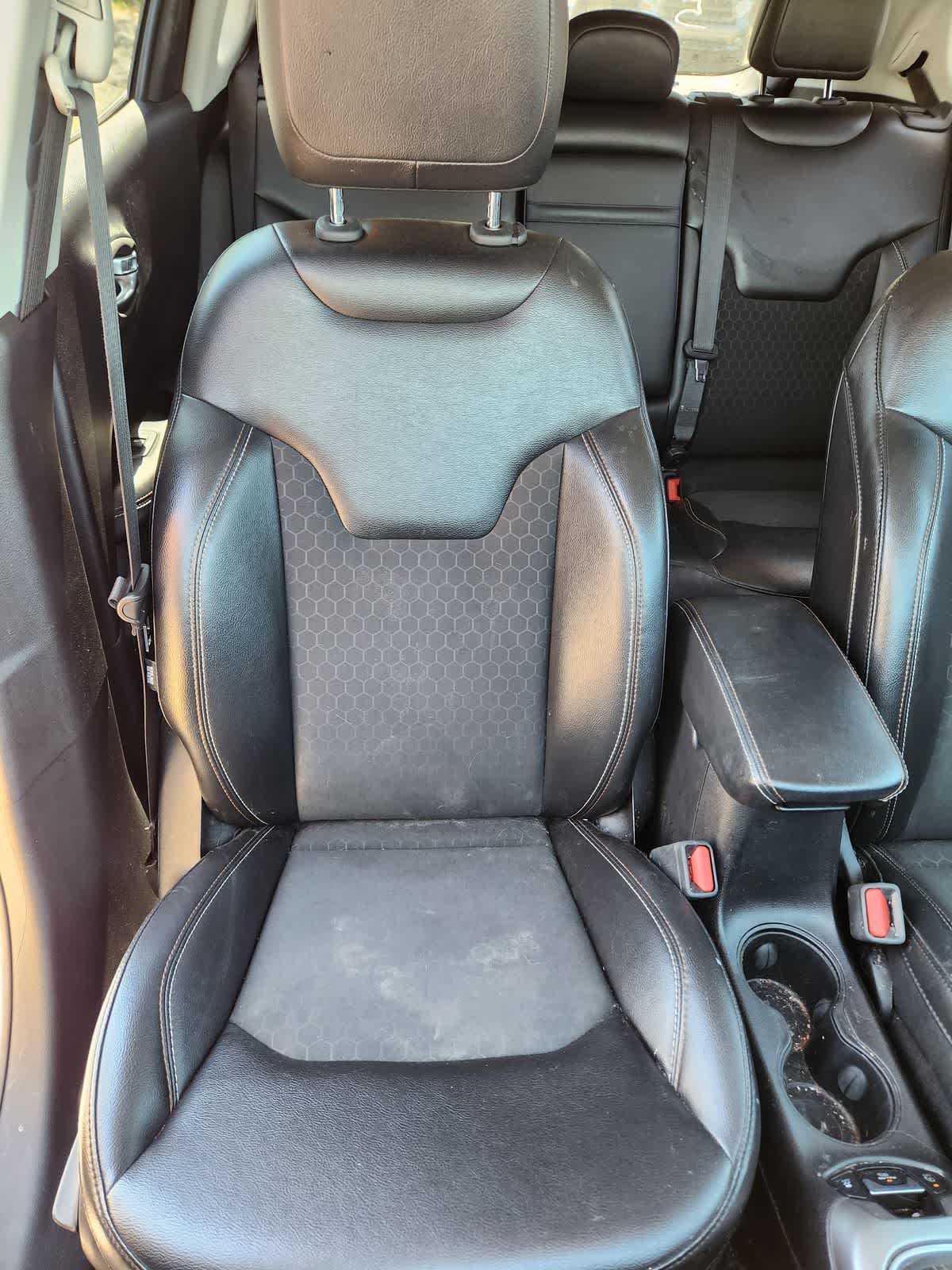 Thumbnail: 2018 Jeep Compass - 18