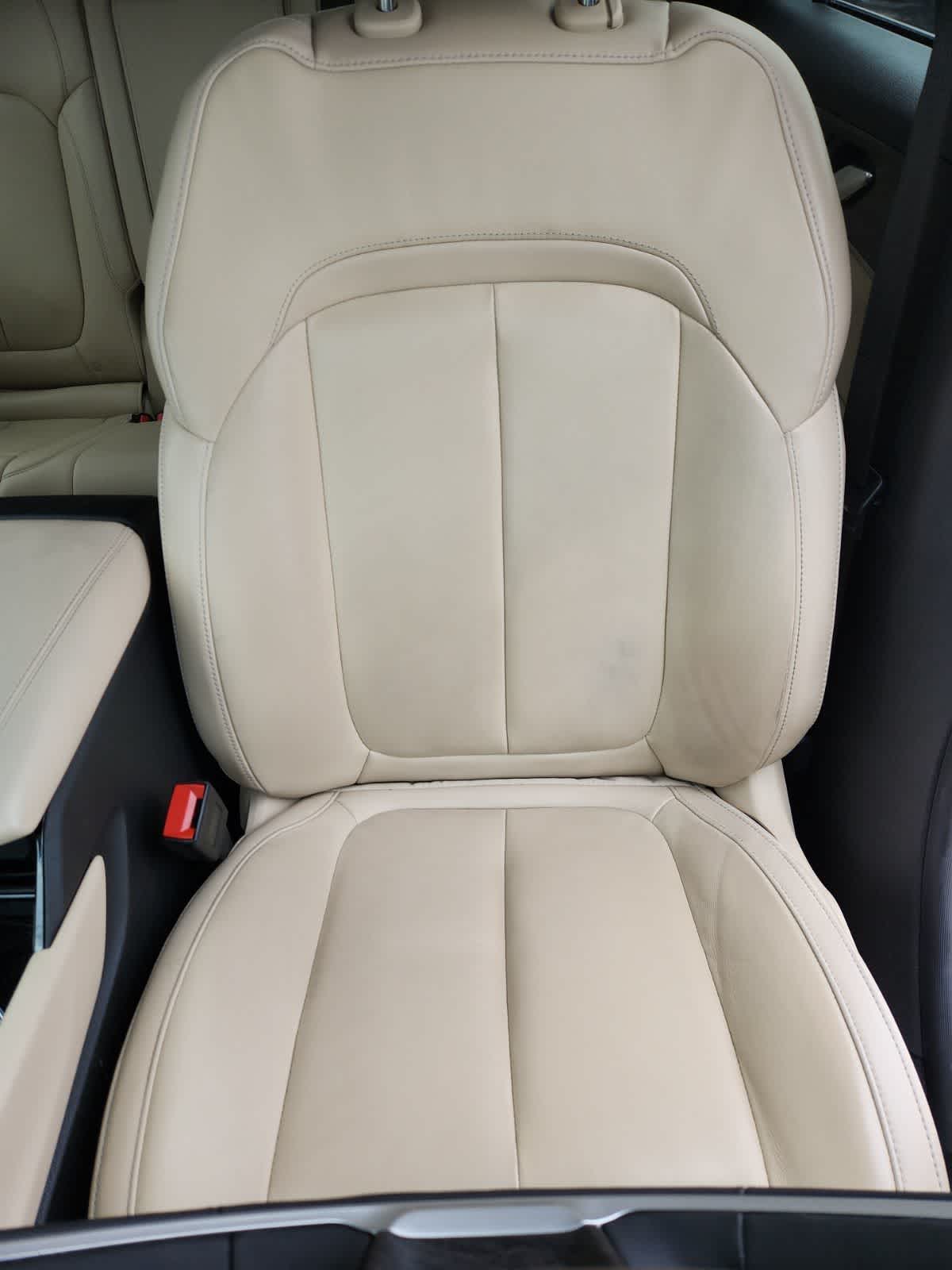 Thumbnail: 2023 Jeep Grand Cherokee - 14