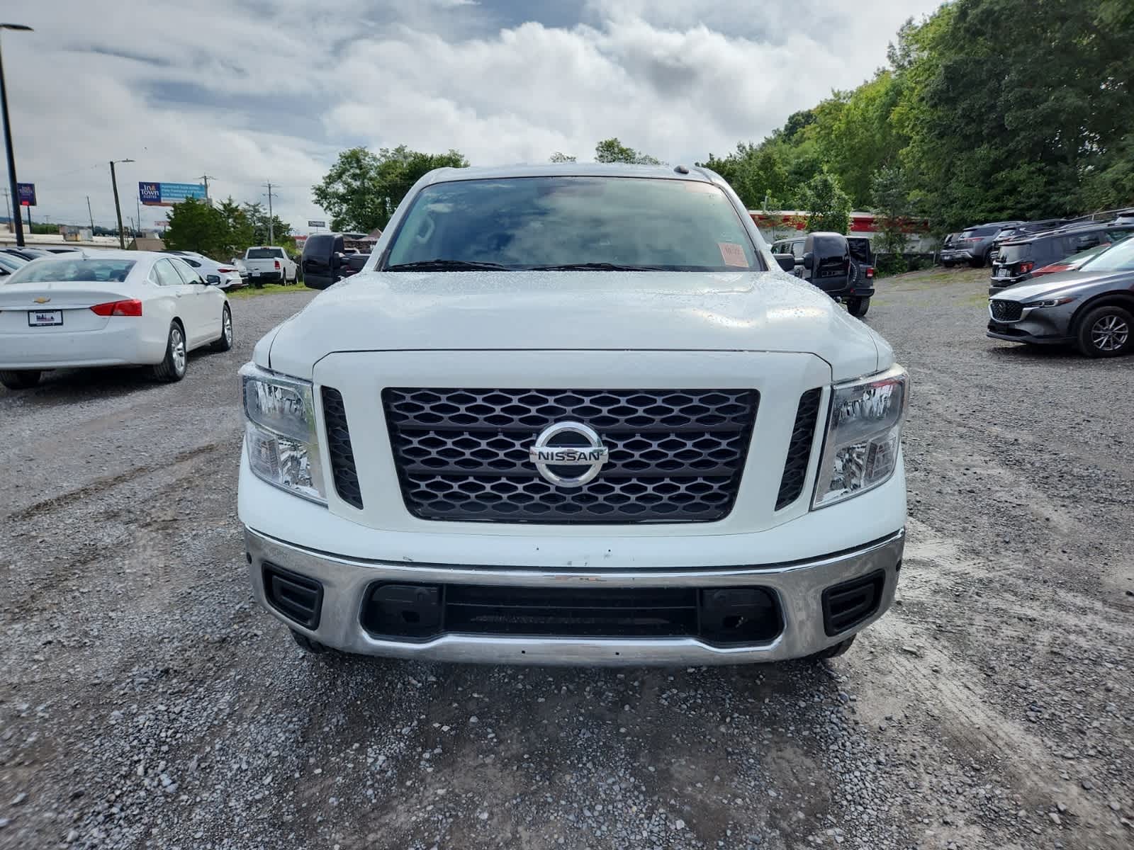 Thumbnail: 2019 Nissan Titan - 8