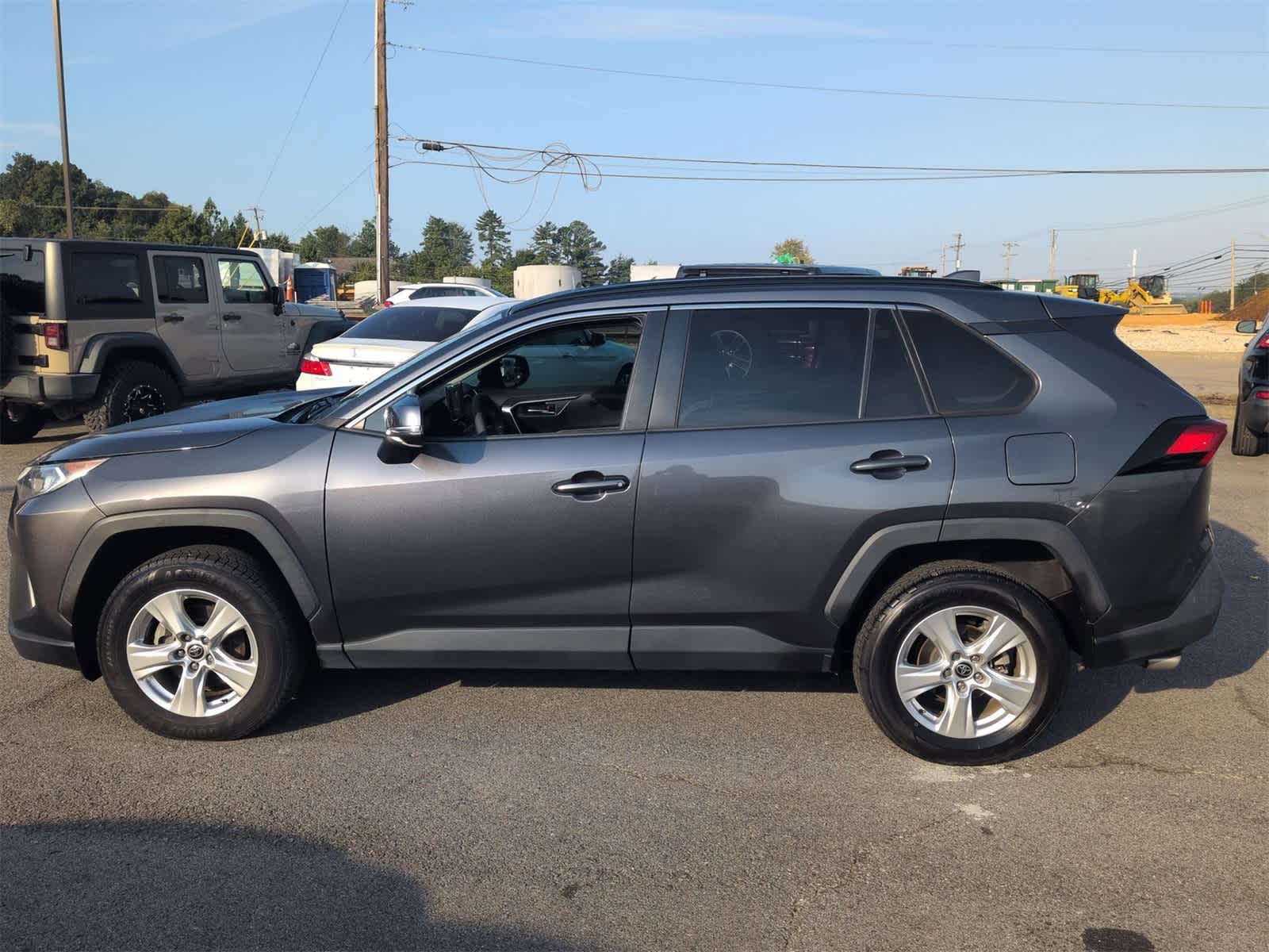 Thumbnail: 2021 Toyota RAV4 - 5
