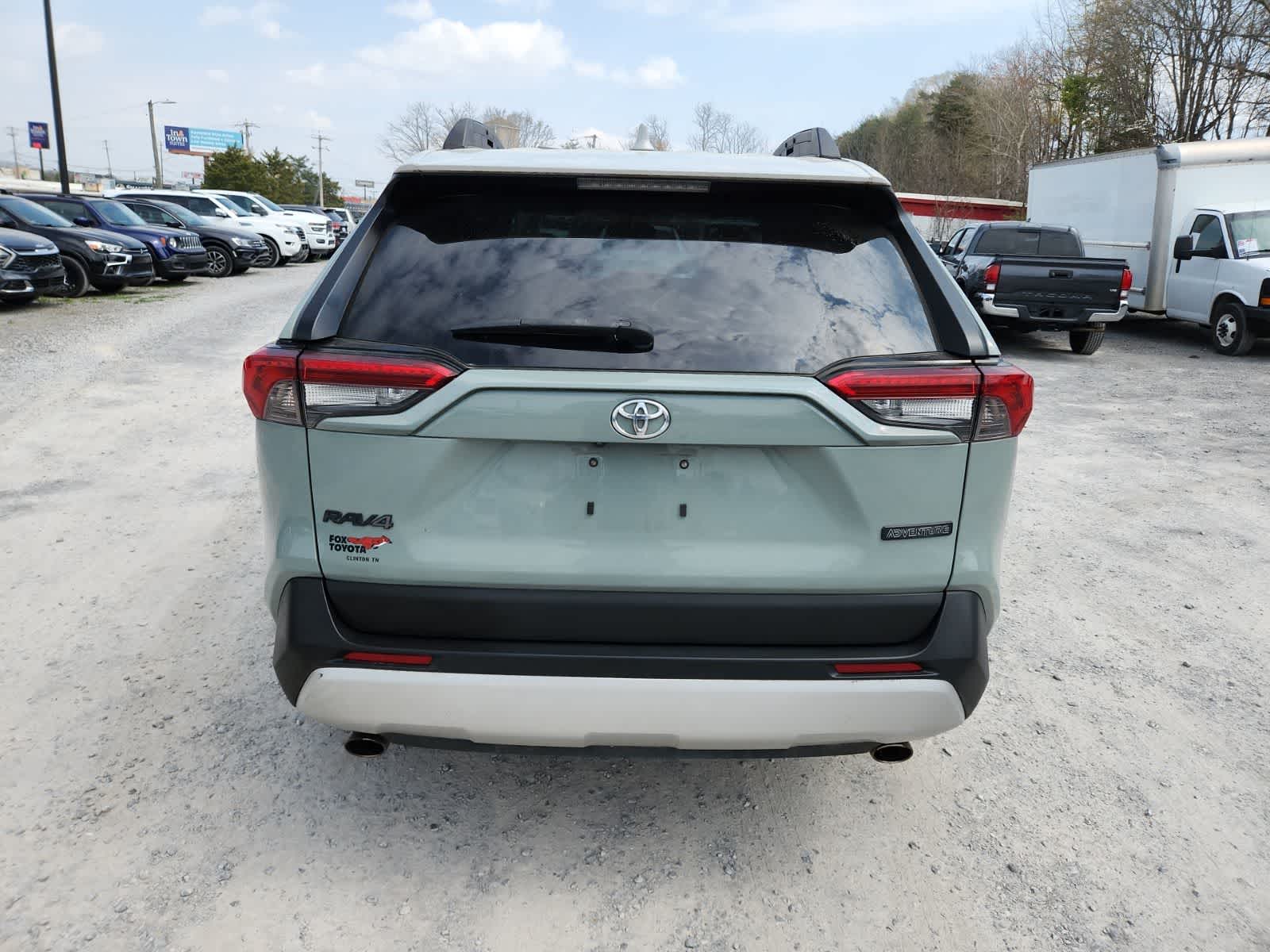 Thumbnail: 2019 Toyota RAV4 - 4