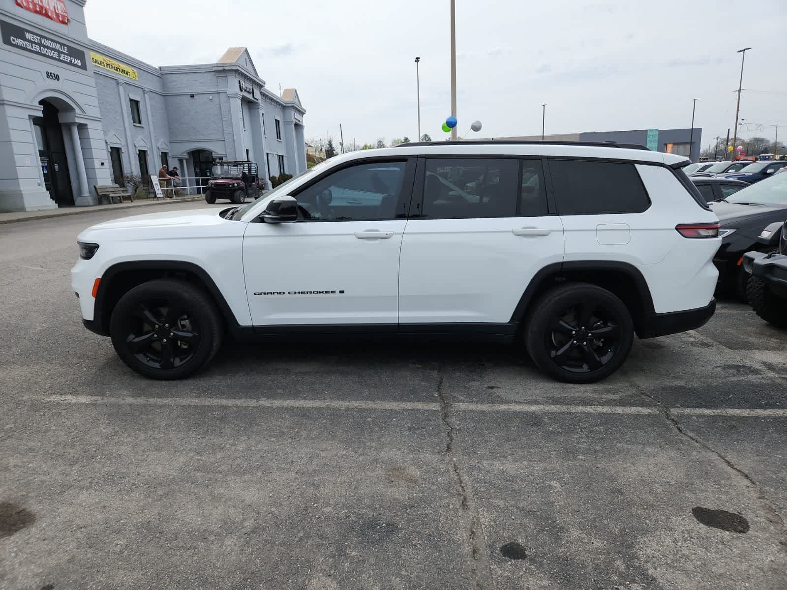 Thumbnail: 2021 Jeep Grand Cherokee L - 2