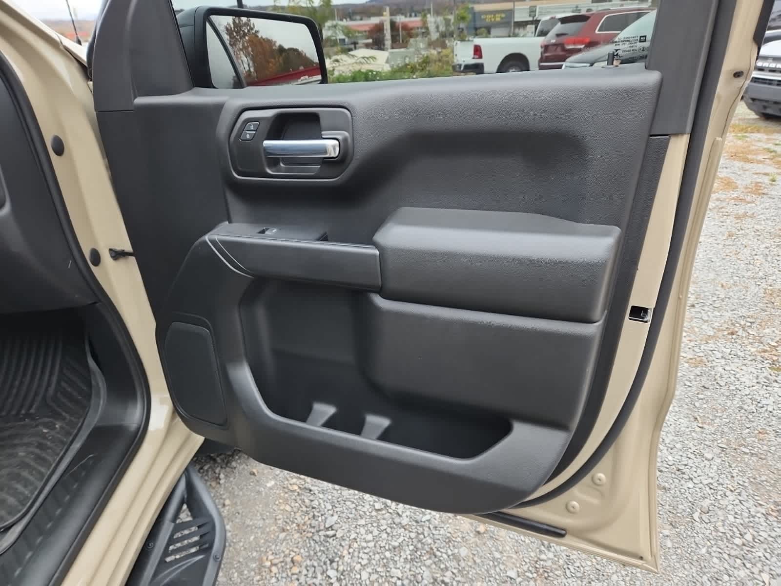 Thumbnail: 2022 Chevrolet Silverado 1500 - 22