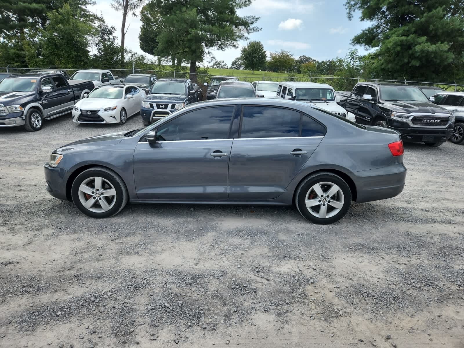 Thumbnail: 2013 Volkswagen Jetta - 2