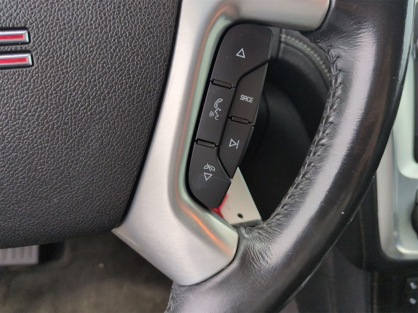 Thumbnail: 2013 GMC Acadia - 23