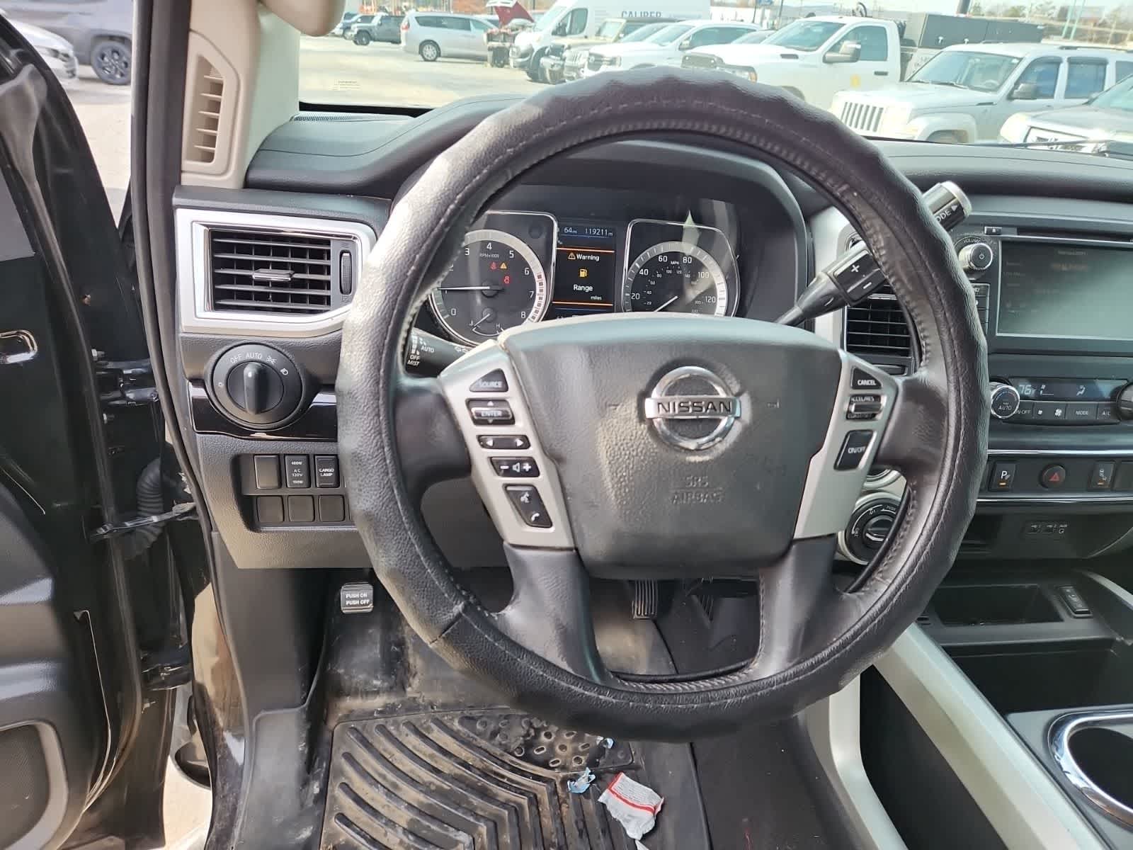 Thumbnail: 2019 Nissan Titan - 12