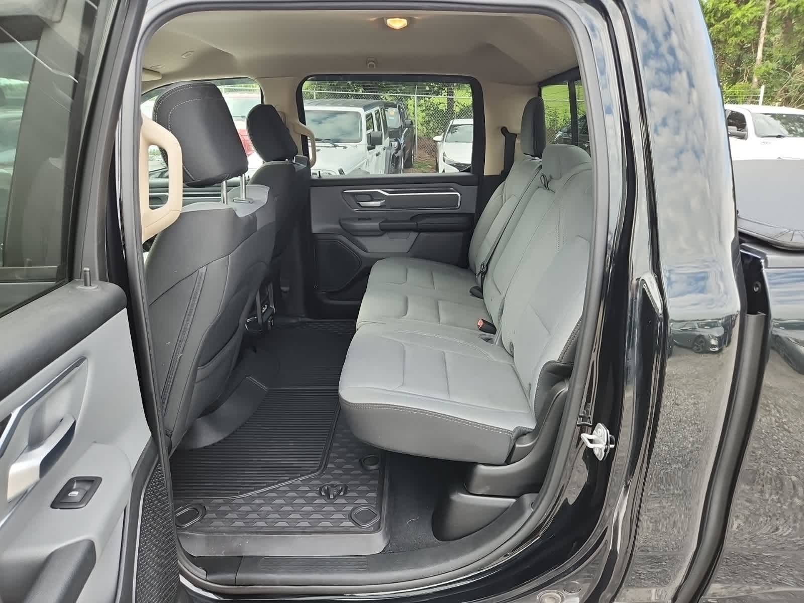 Thumbnail: 2019 RAM 1500 - 26