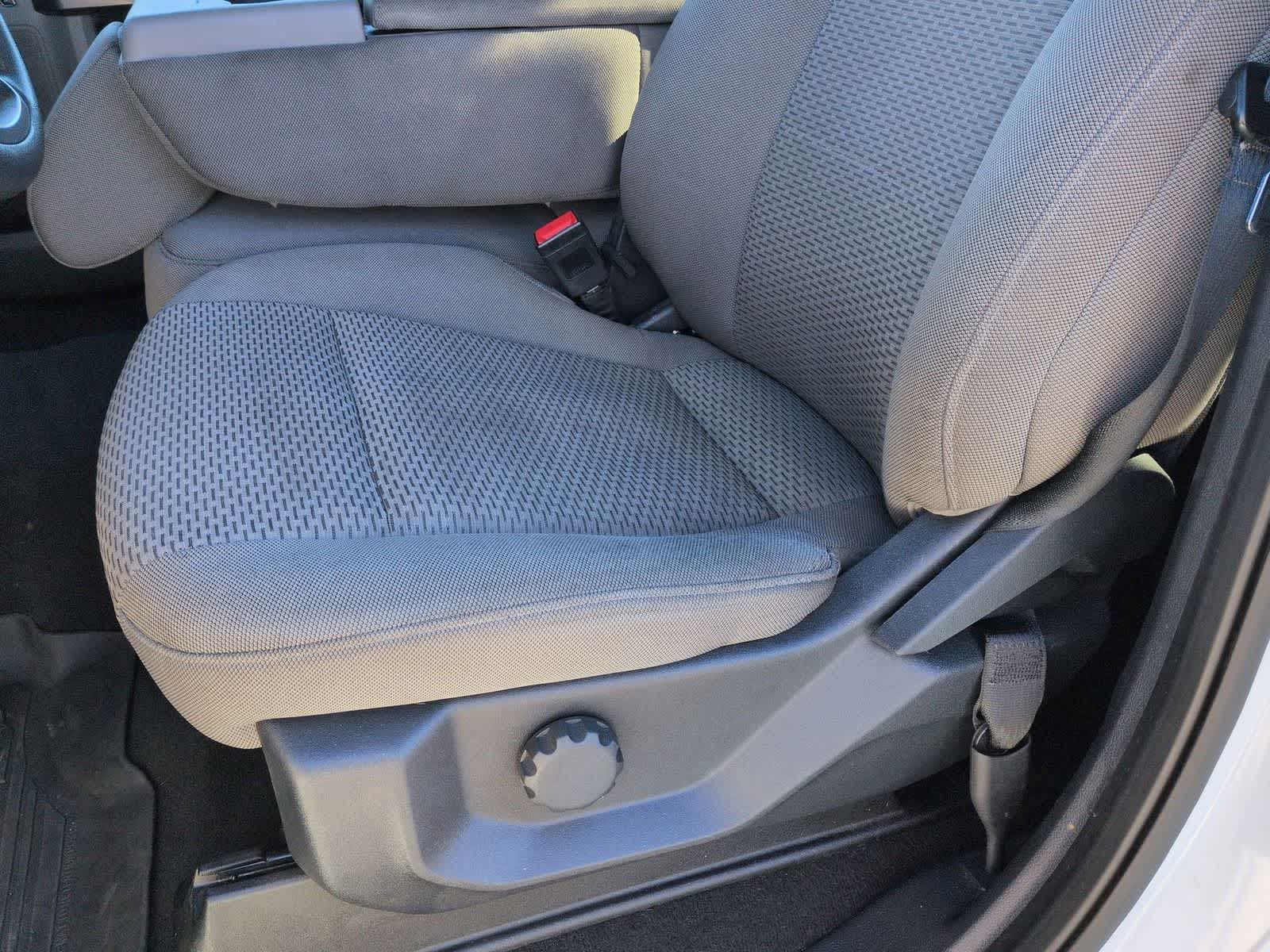 Thumbnail: 2022 Ford Econoline - 15