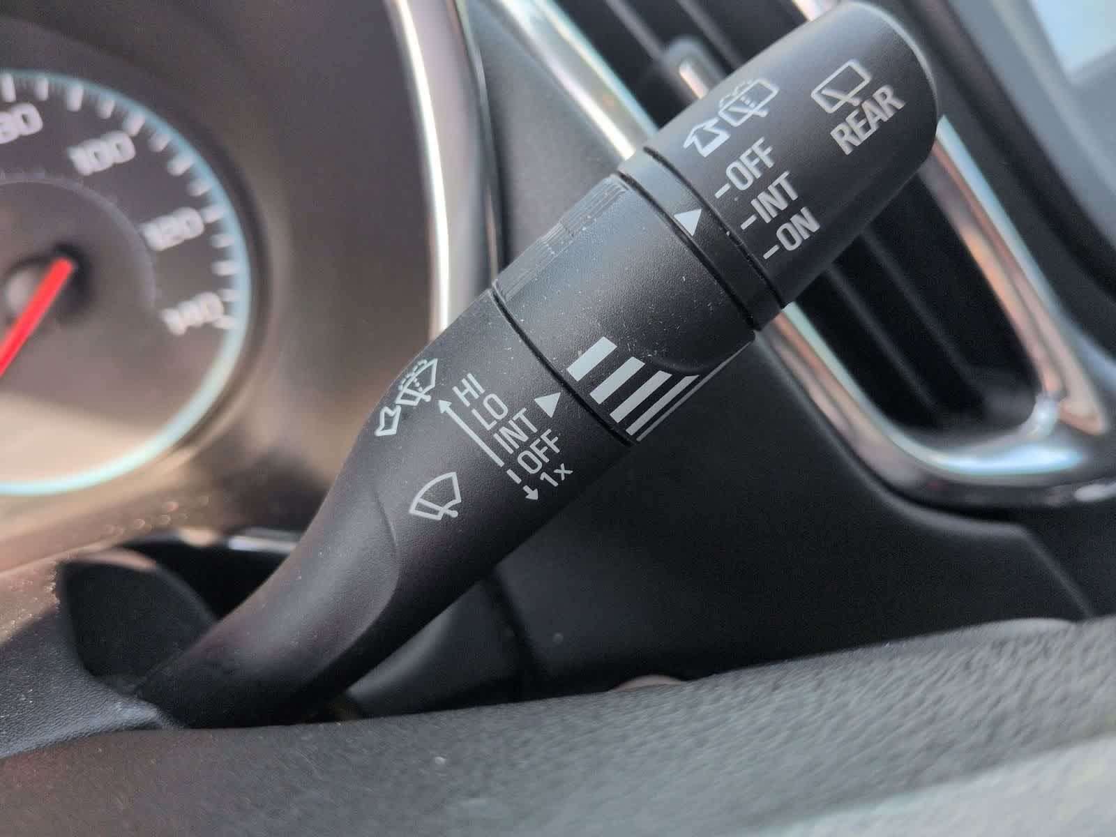 Thumbnail: 2018 Chevrolet Equinox - 24