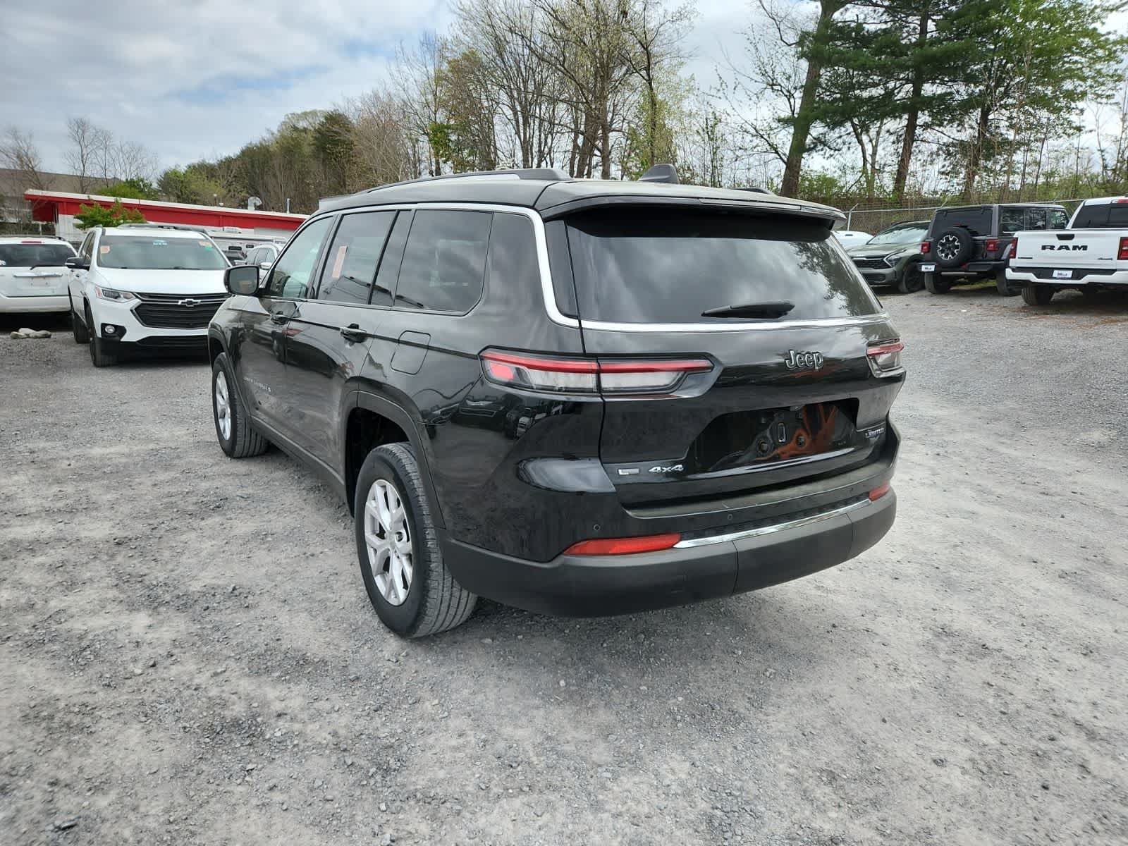 Thumbnail: 2021 Jeep Grand Cherokee L - 3