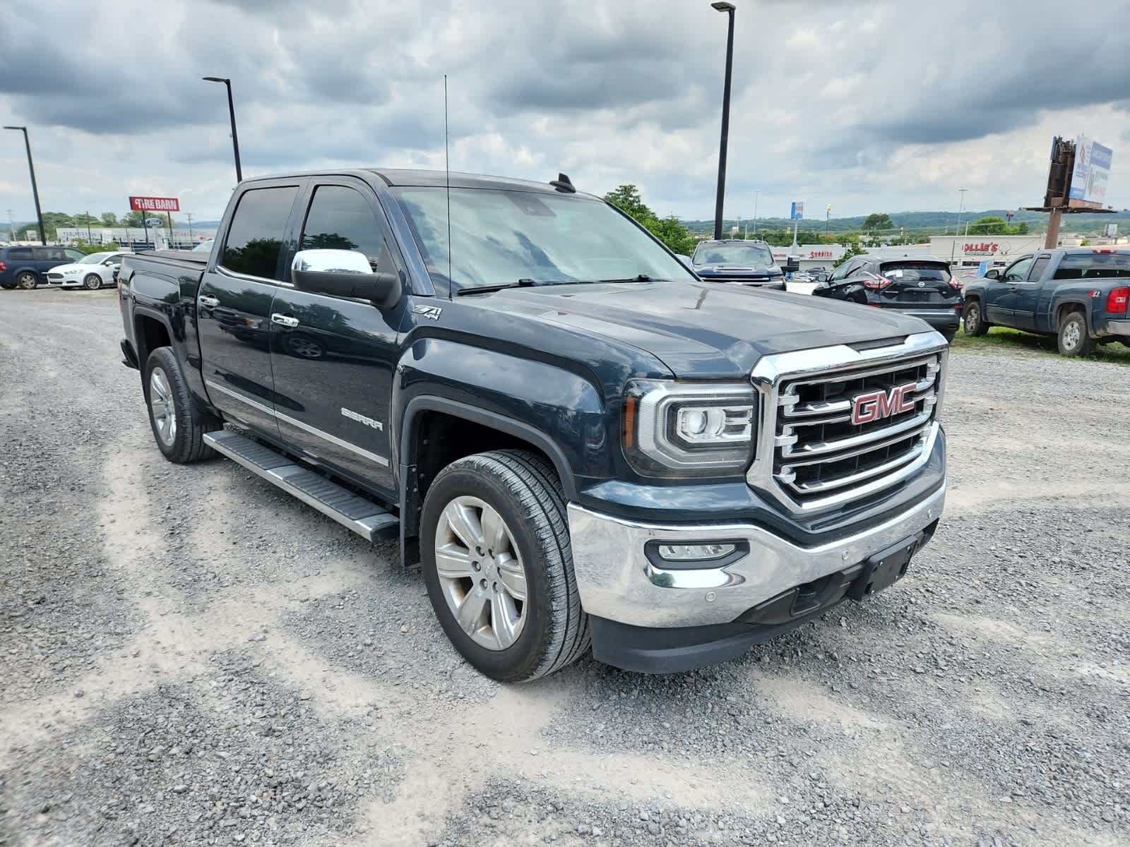 Thumbnail: 2017 GMC Sierra 1500 - 8