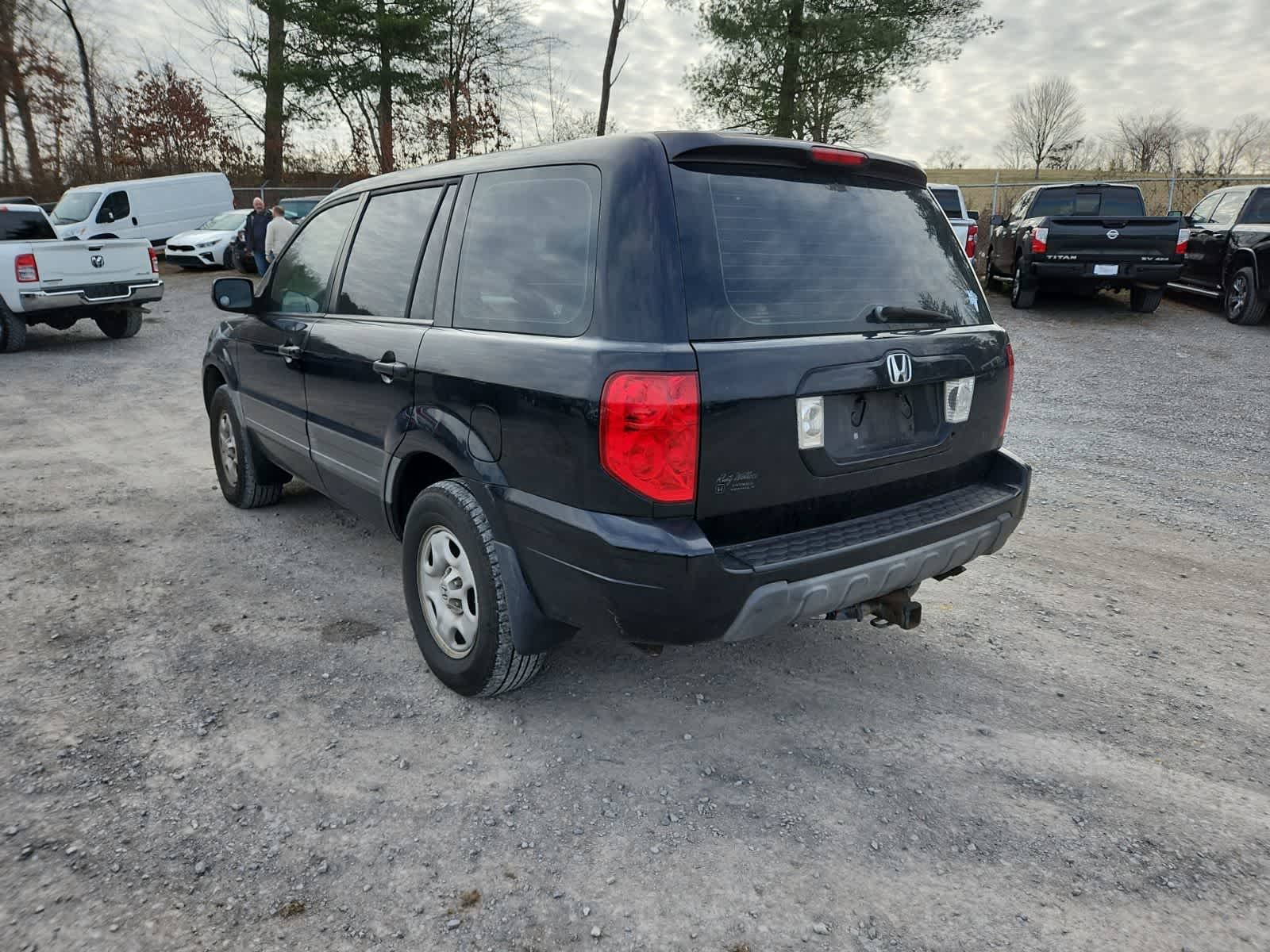 Thumbnail: 2005 Honda Pilot - 3