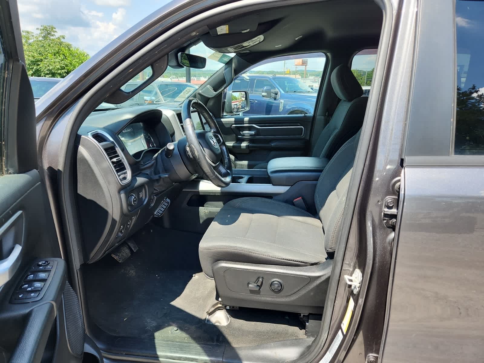Thumbnail: 2020 RAM 1500 - 15