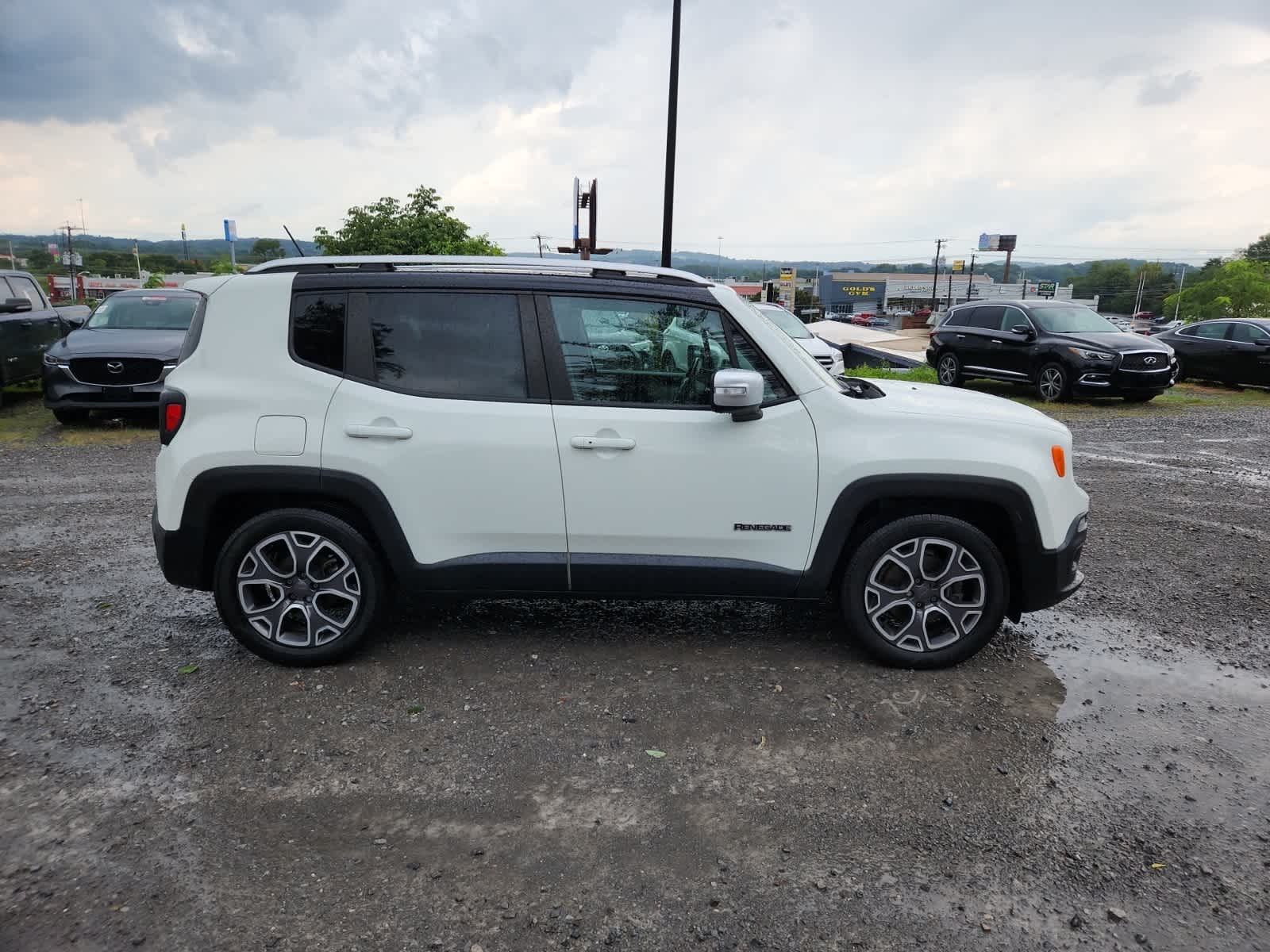 Thumbnail: 2015 Jeep Renegade - 6
