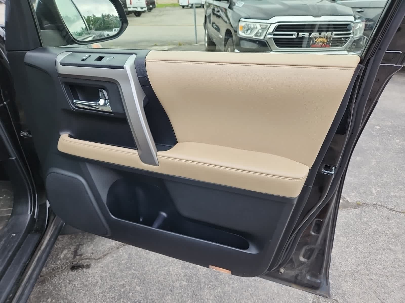 2016 Toyota 4Runner SR5 22