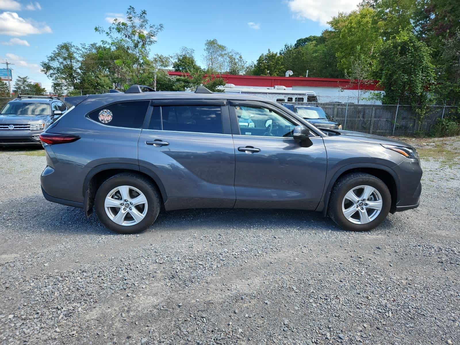 Thumbnail: 2024 Toyota Highlander - 6