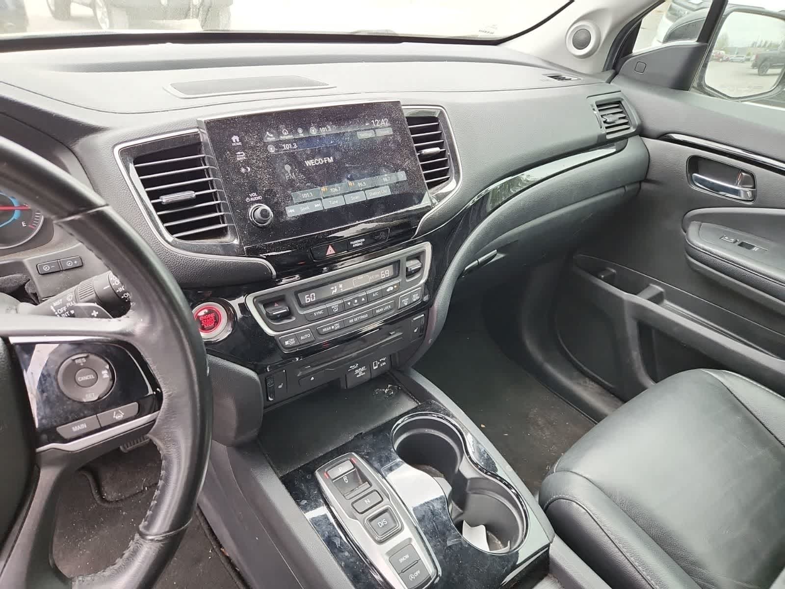 Thumbnail: 2020 Honda Pilot - 10