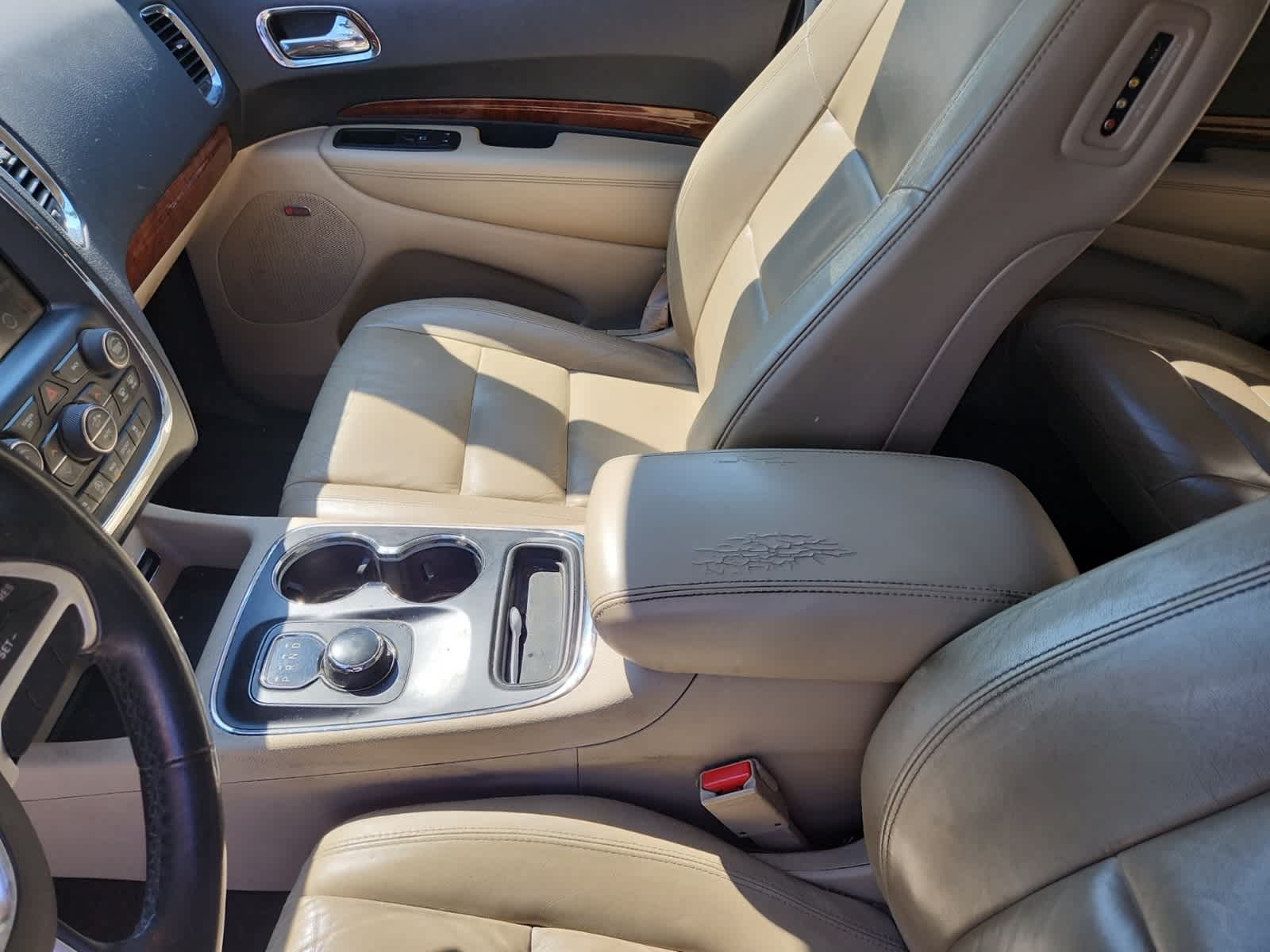 Thumbnail: 2016 Dodge Durango - 11