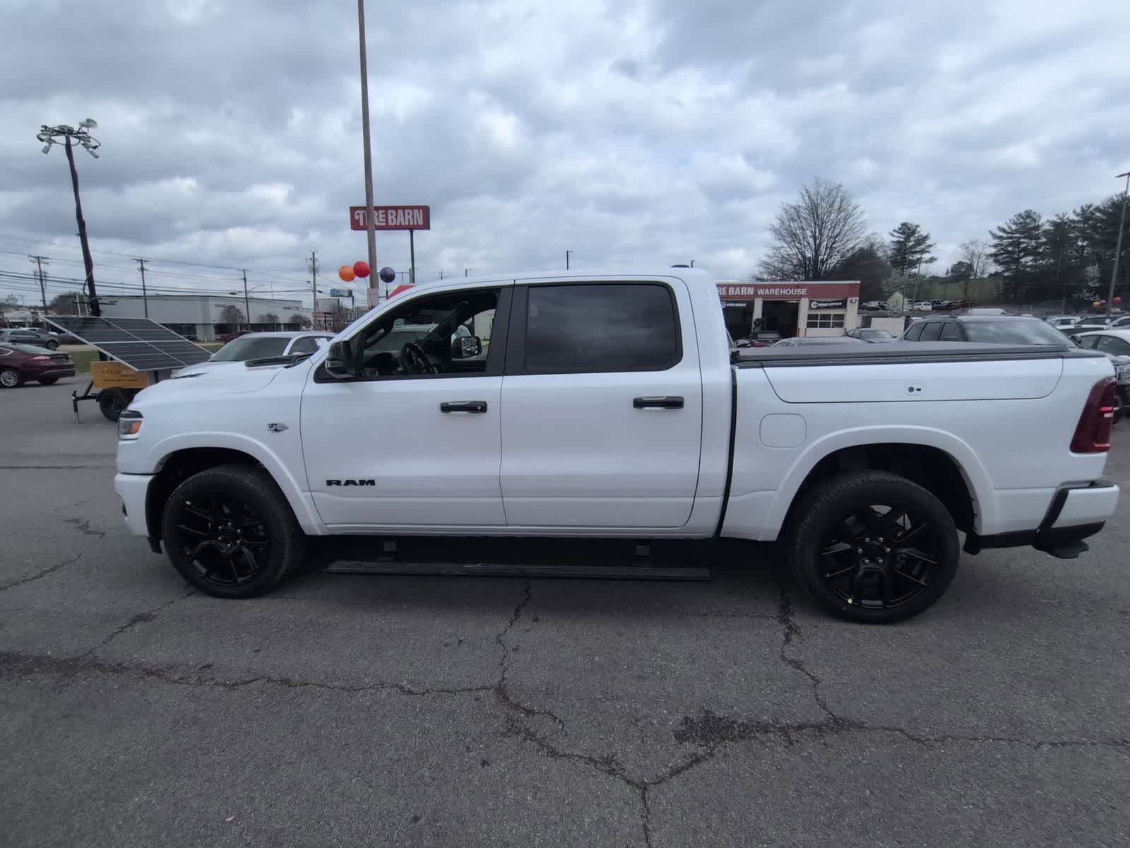 Thumbnail: 2026 RAM 1500 - 5