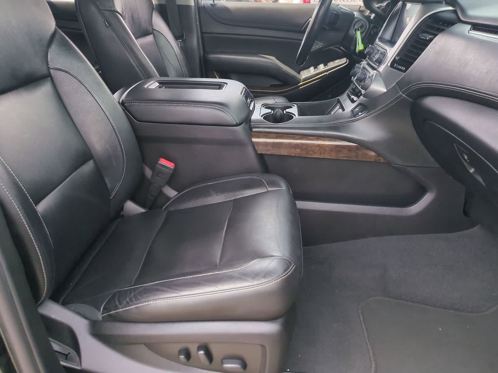 Thumbnail: 2020 Chevrolet Suburban - 20