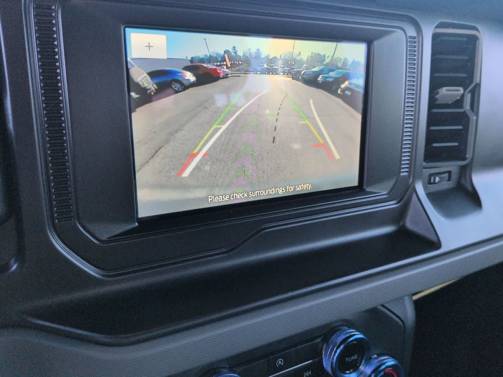 Thumbnail: 2022 Ford Bronco - 25