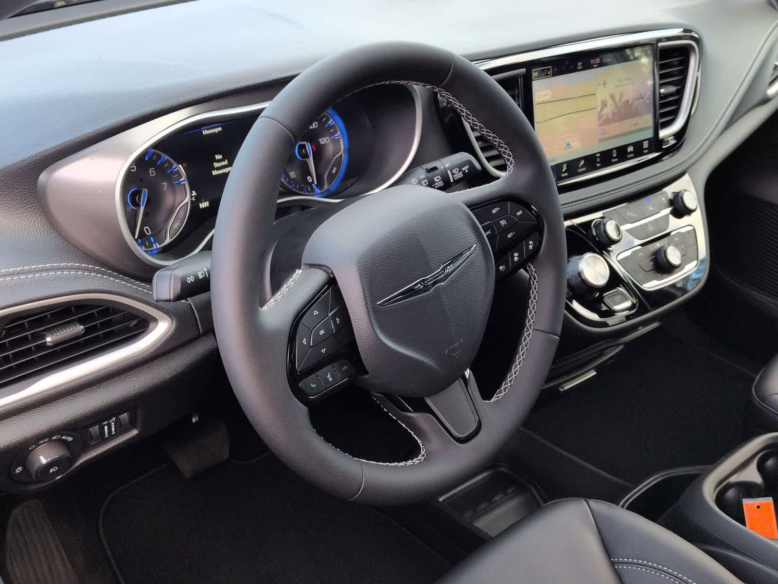 Thumbnail: 2026 Chrysler Pacifica - 2