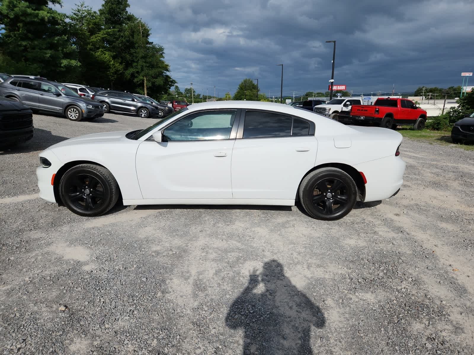 Thumbnail: 2017 Dodge Charger - 2