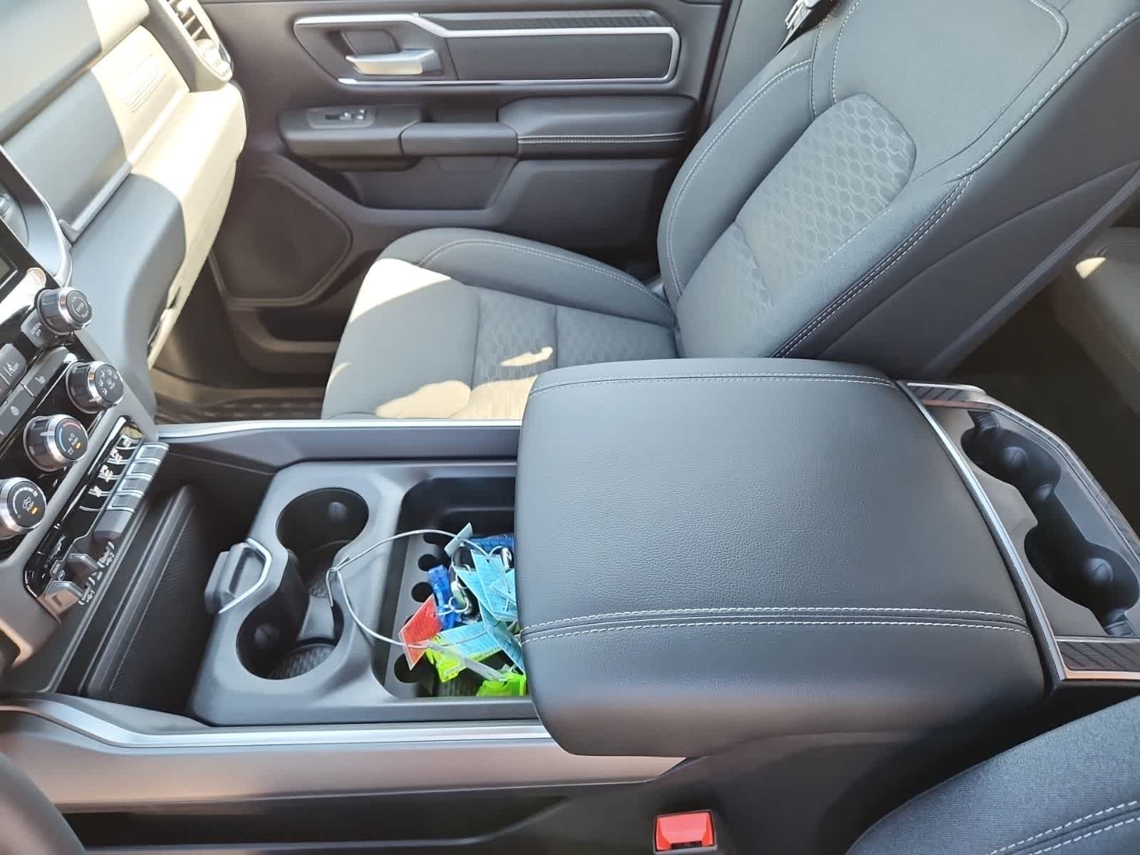 Thumbnail: 2026 RAM 1500 - 11