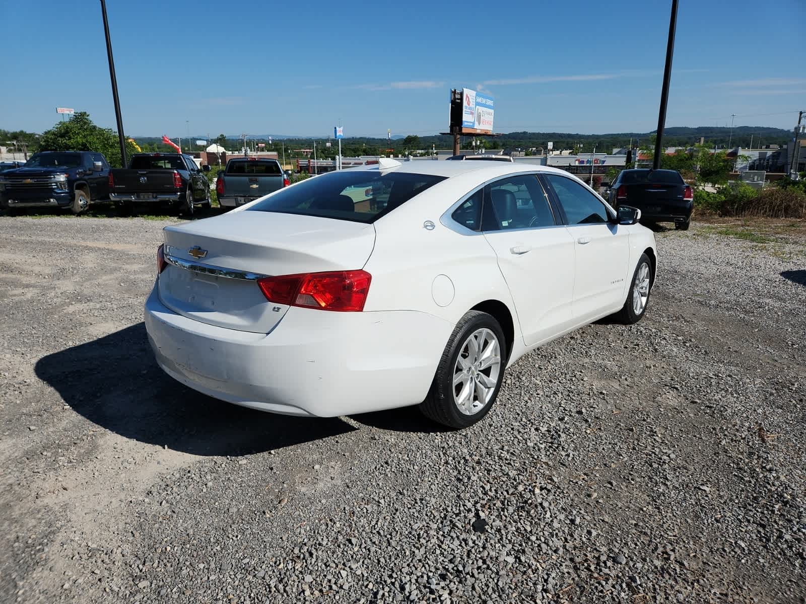Thumbnail: 2017 Chevrolet Impala - 5