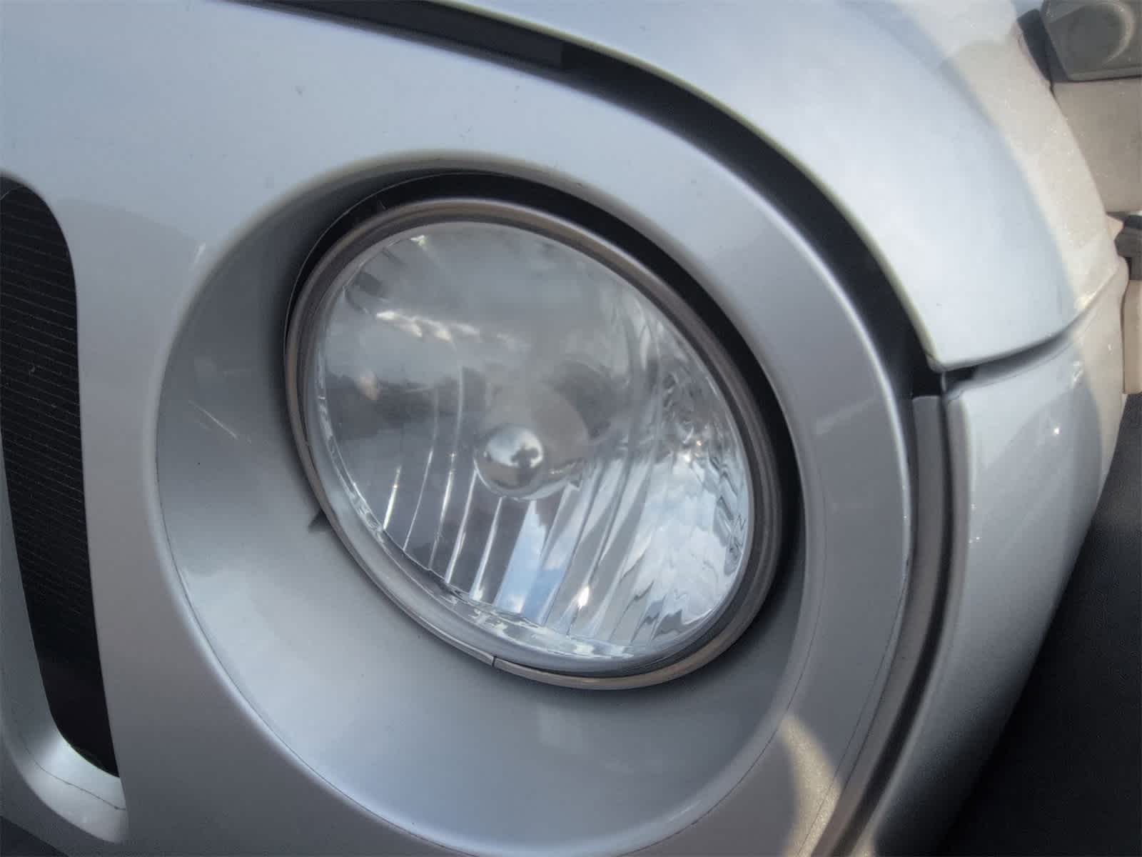 Thumbnail: 2010 Jeep Wrangler - 11