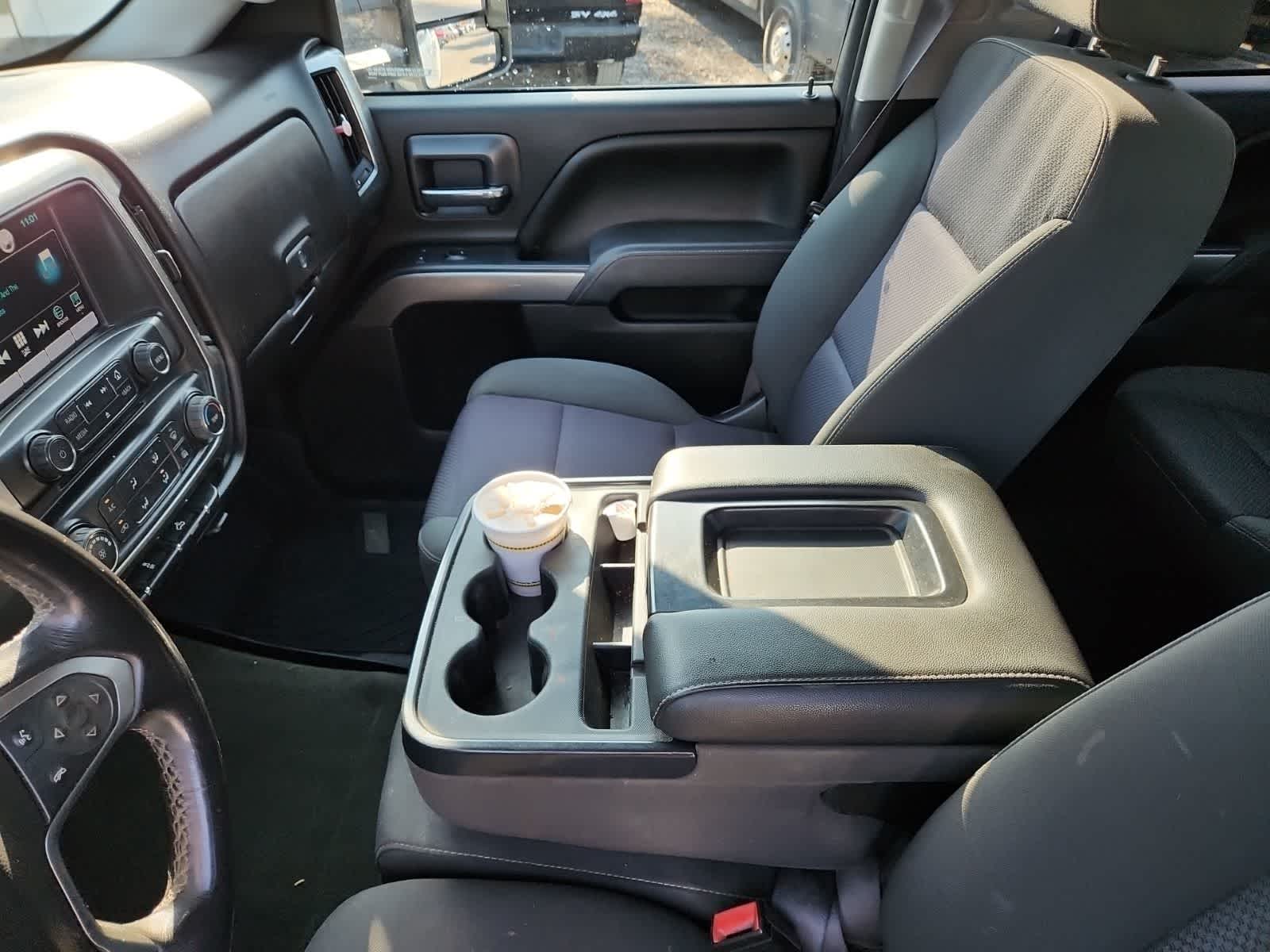 Thumbnail: 2017 Chevrolet Silverado 2500 - 11