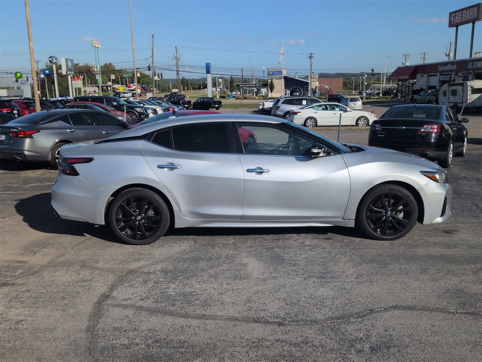 Thumbnail: 2021 Nissan Maxima - 9