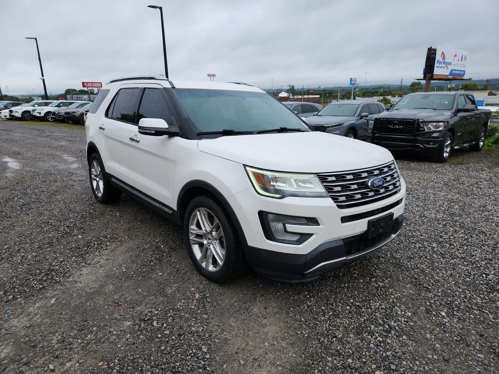 Thumbnail: 2017 Ford Explorer - 7