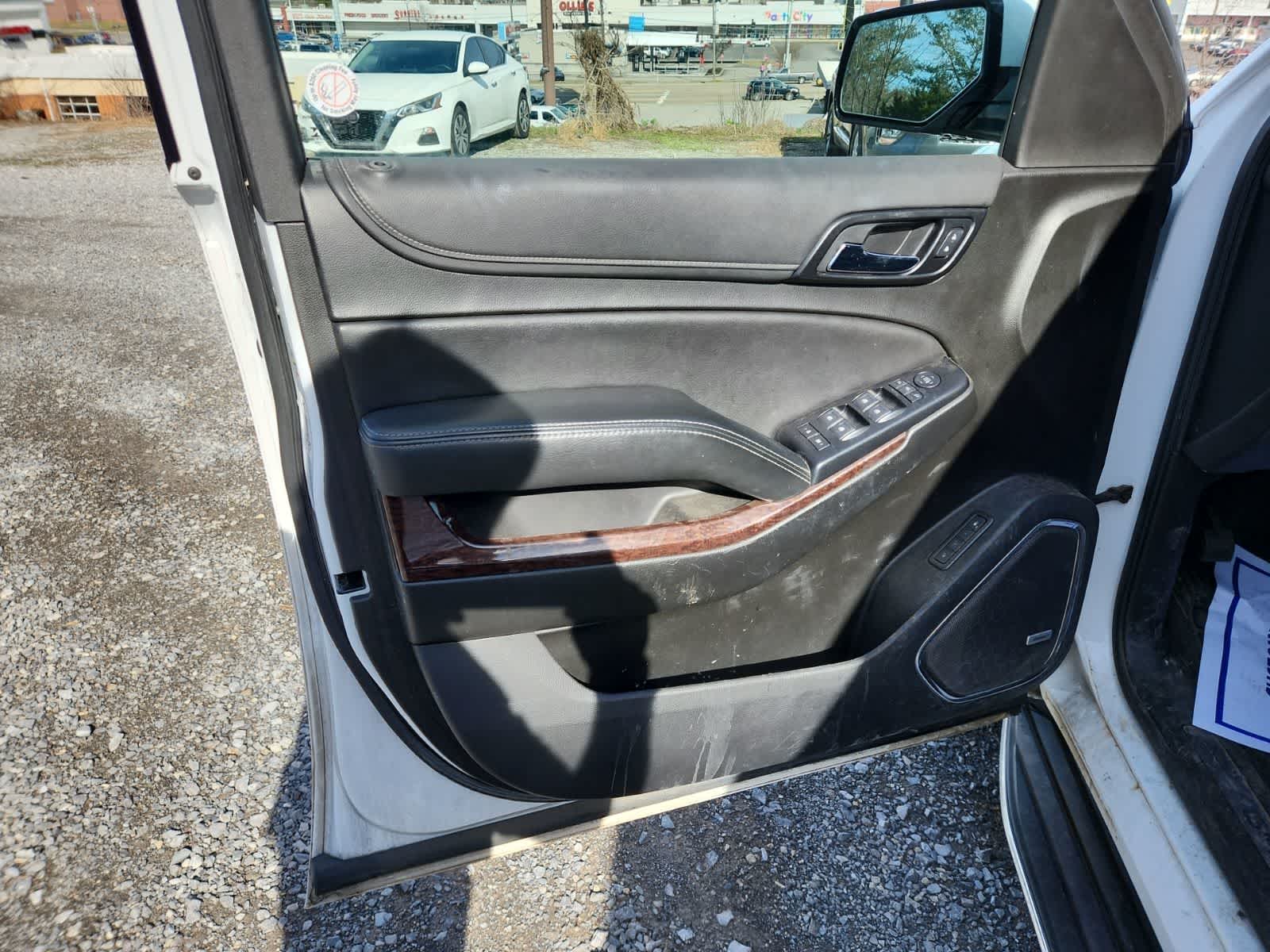 Thumbnail: 2020 GMC Yukon - 16