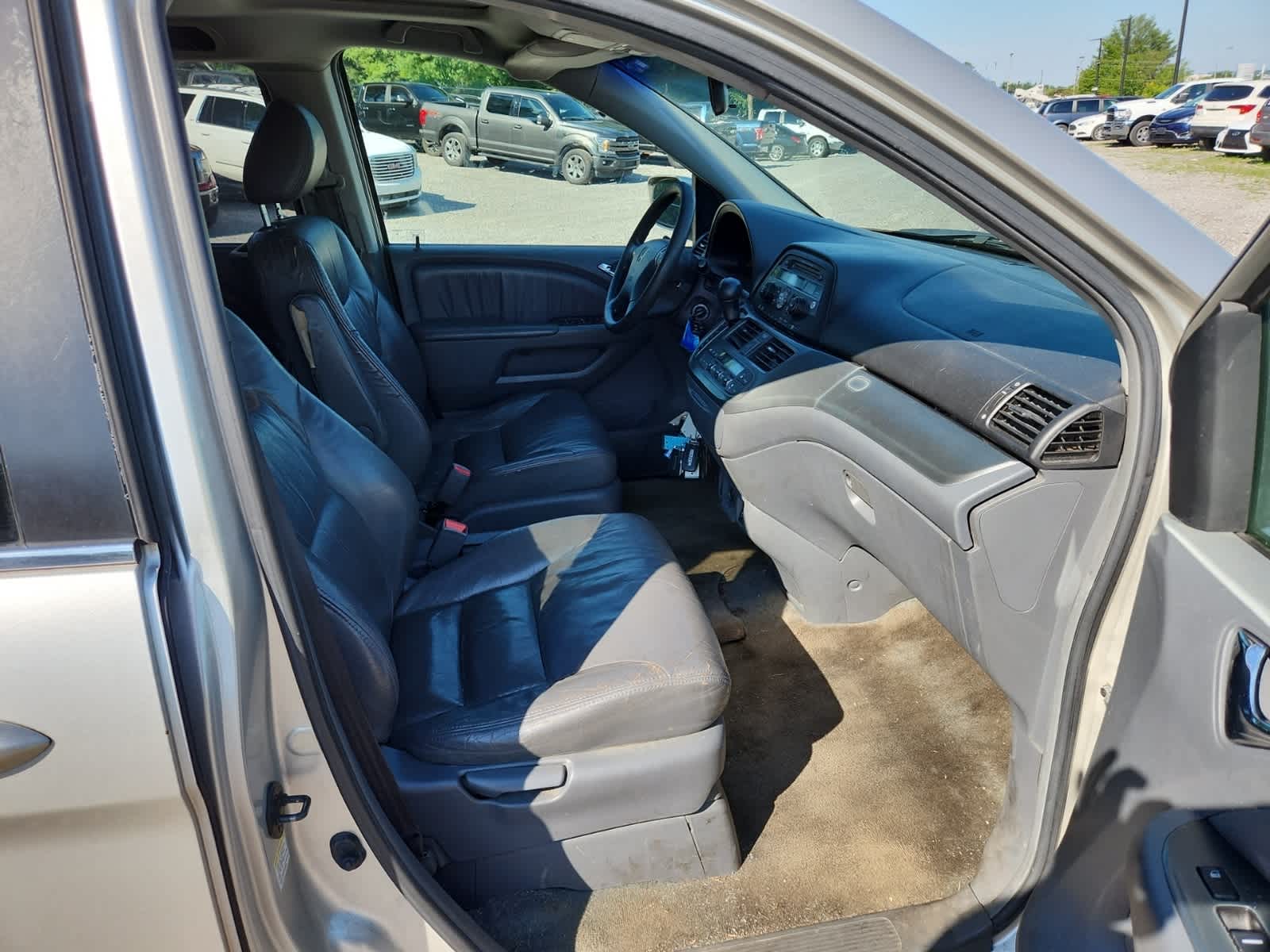 Thumbnail: 2005 Honda Odyssey - 21