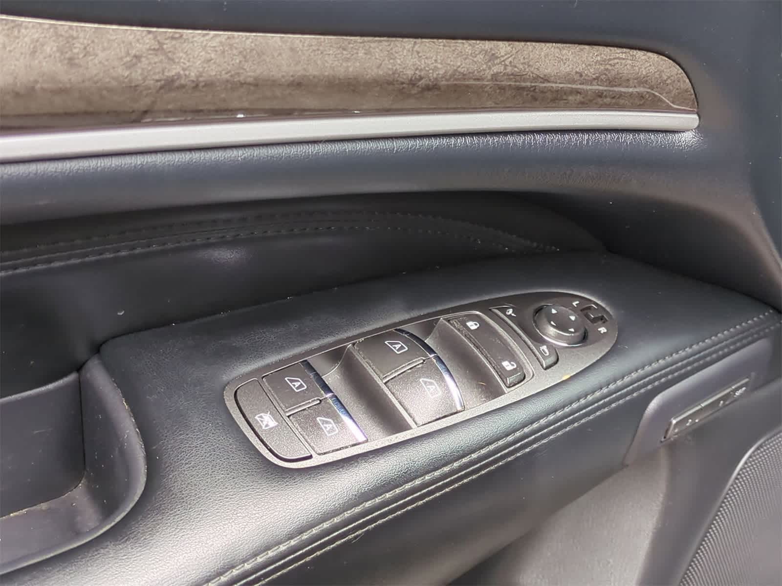 2014 INFINITI QX60  17