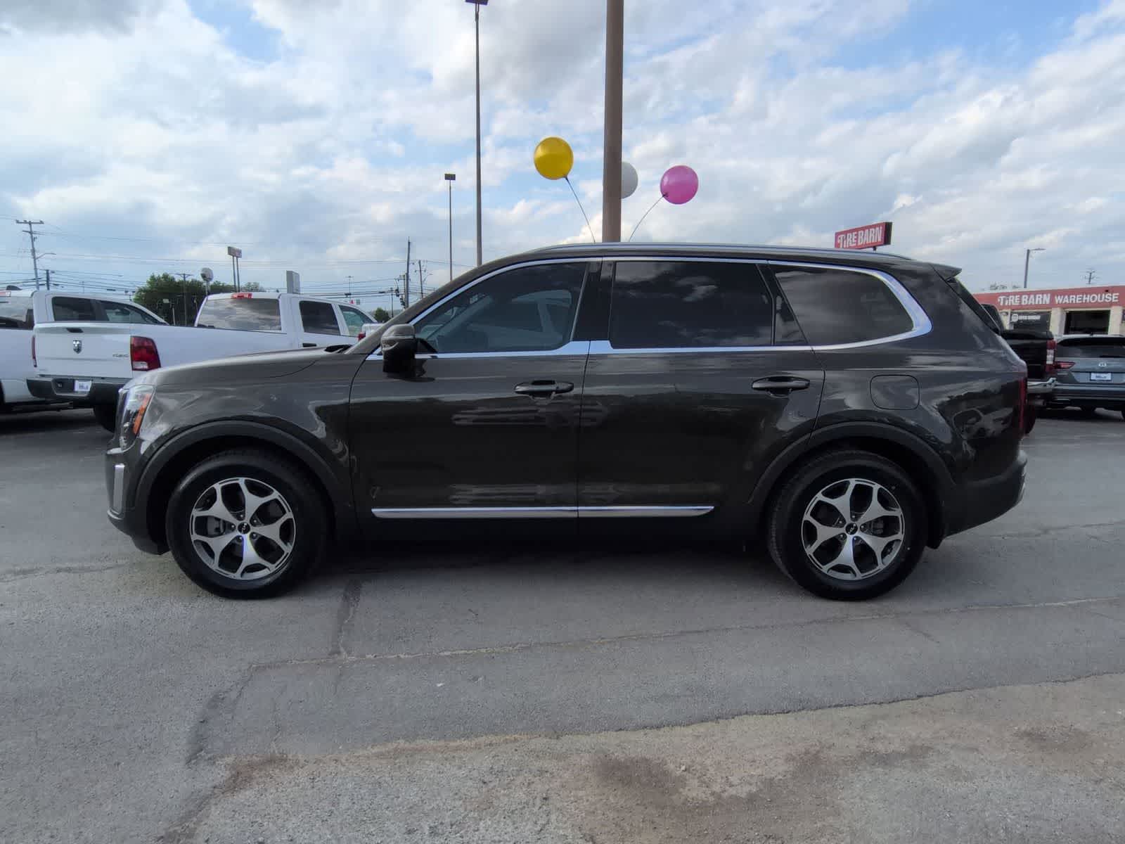 Thumbnail: 2022 Kia Telluride - 5