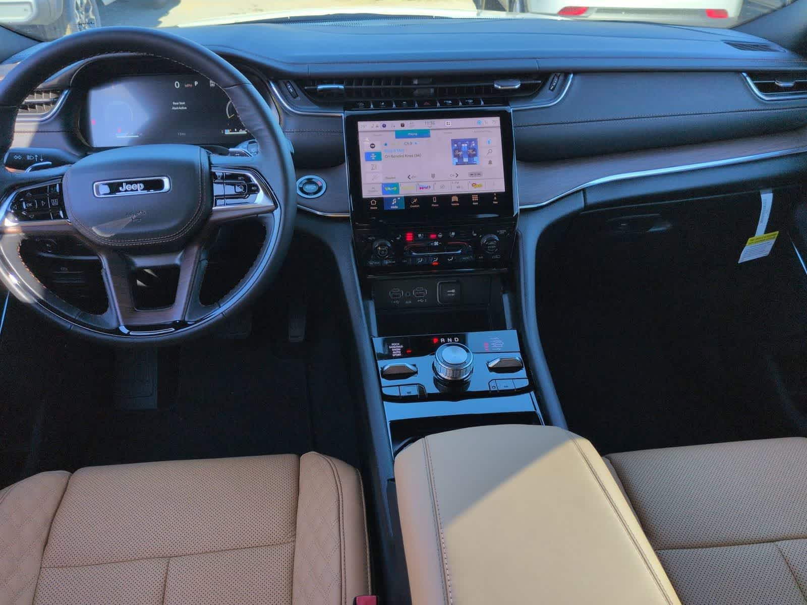 Thumbnail: 2025 Jeep Grand Cherokee - 14