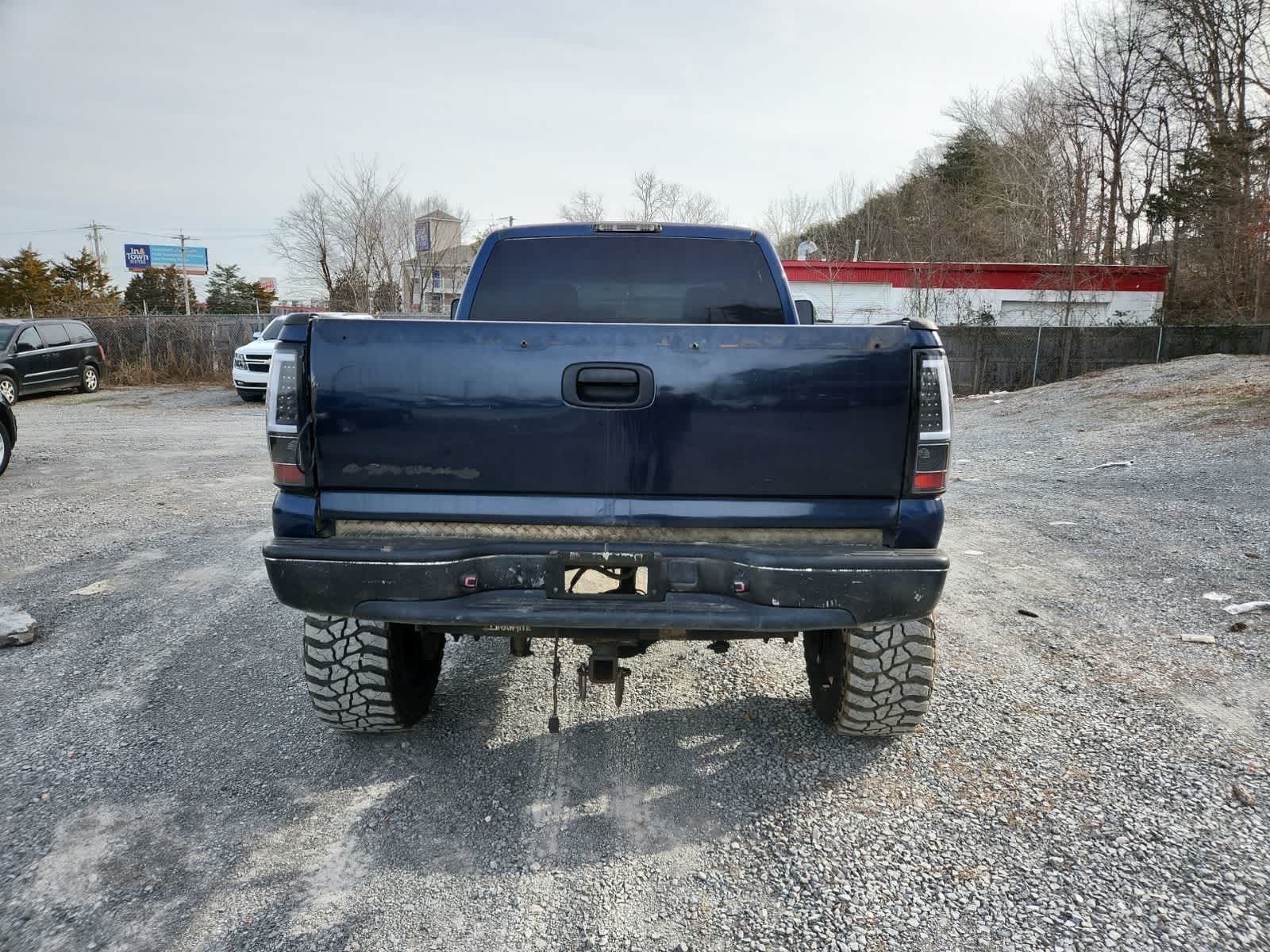 Thumbnail: 2000 Chevrolet Silverado 1500 - 4