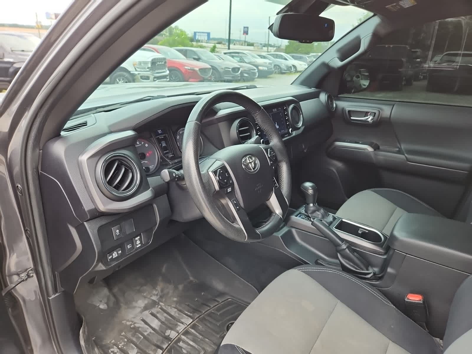 Thumbnail: 2021 Toyota Tacoma - 14